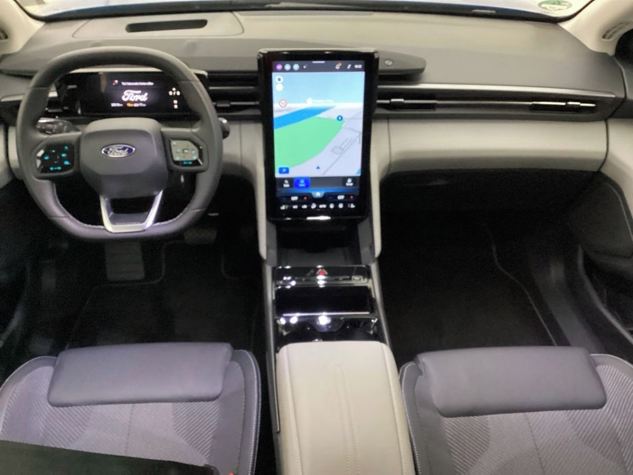 Ford Explorer, AWD  79kWh*360° kamera*Navi* - fotka 3