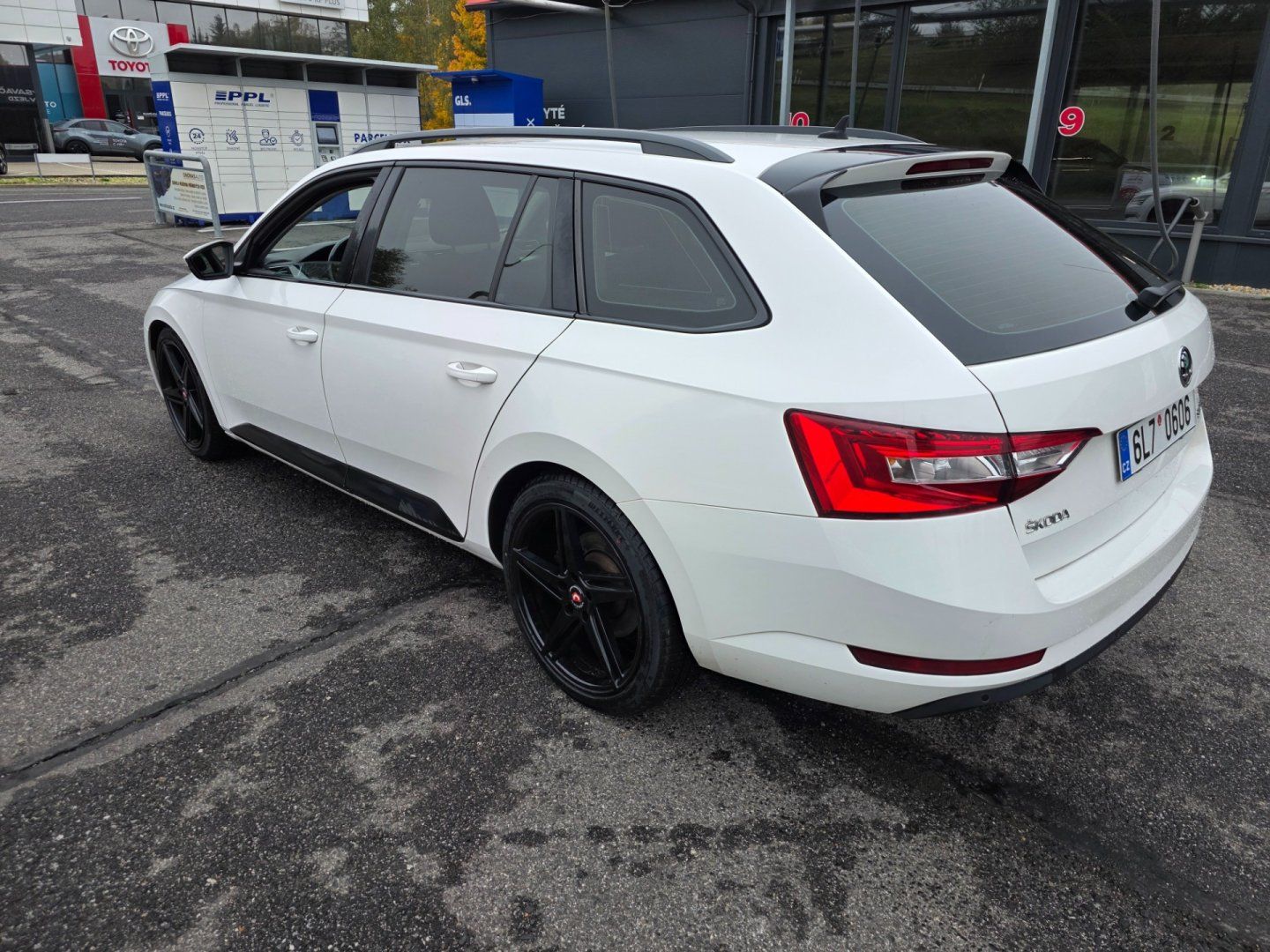 Škoda Superb, DSG automat - fotka 4