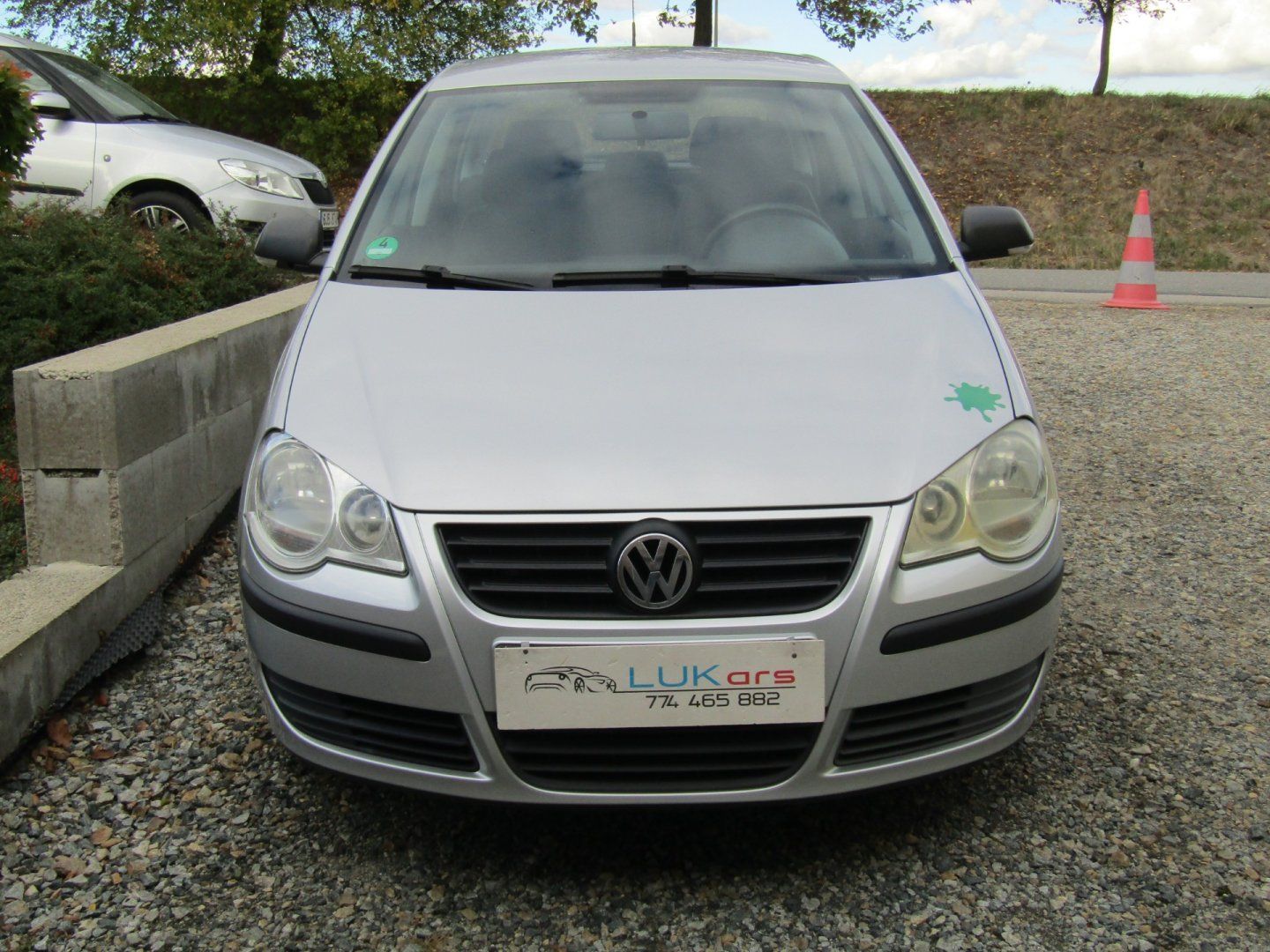 Volkswagen Polo, 1.4 I 55kW  ZIMNÍ PNEU  1.MAJI - fotka 6