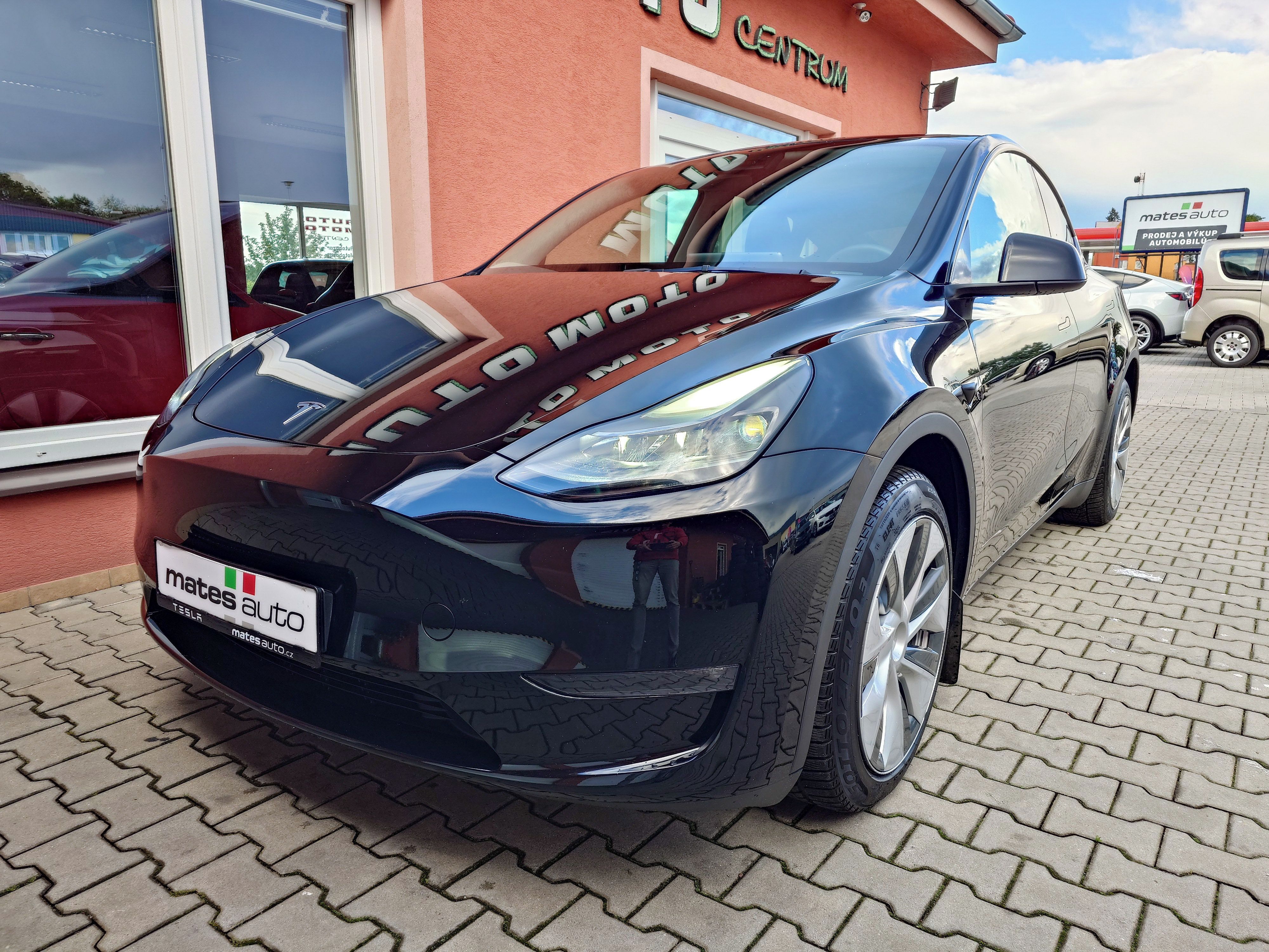 Tesla Model Y, Long Range Dual Motor, SOH 93,