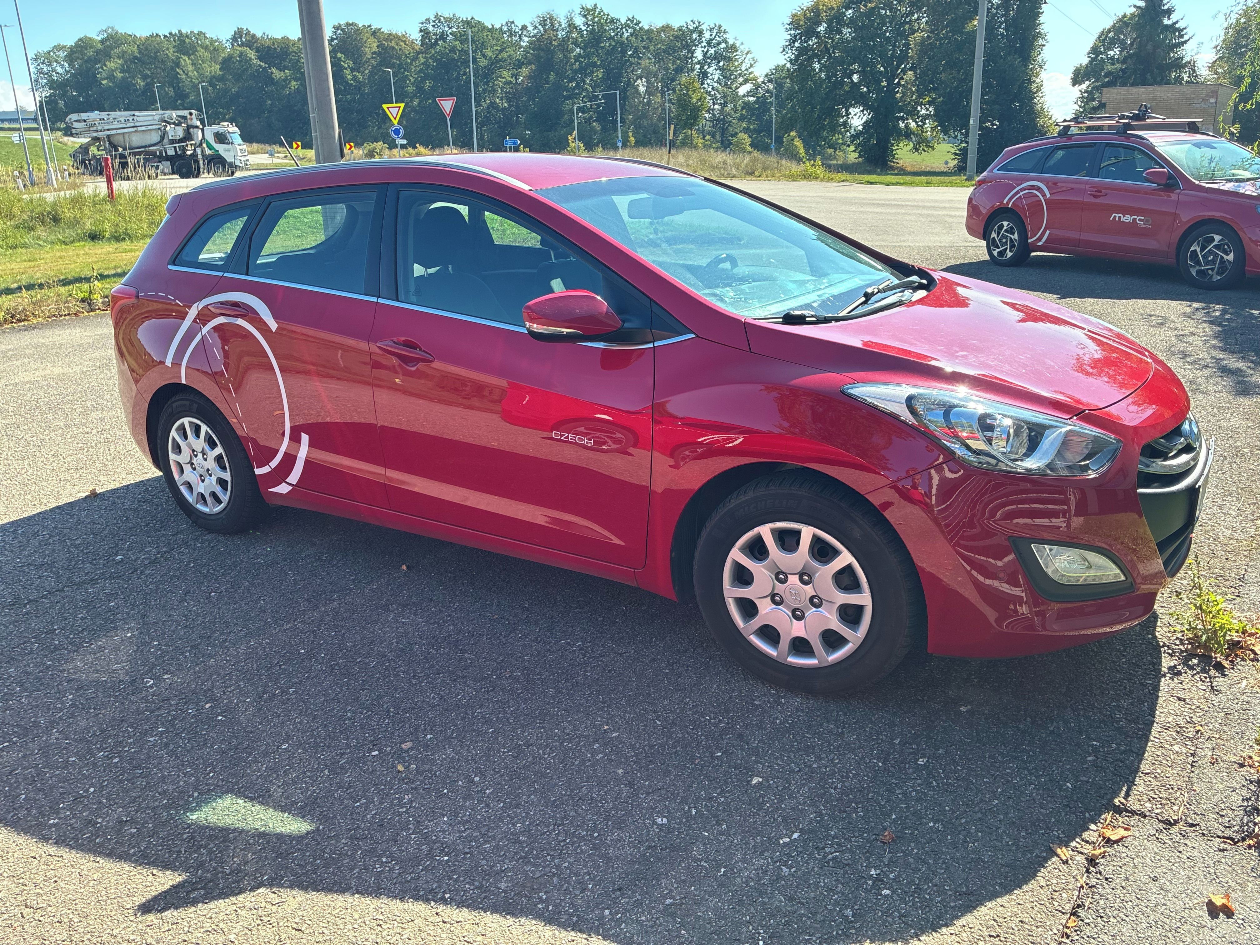 Hyundai i30, Hyundai i30, 1.6 MPI - fotka 4