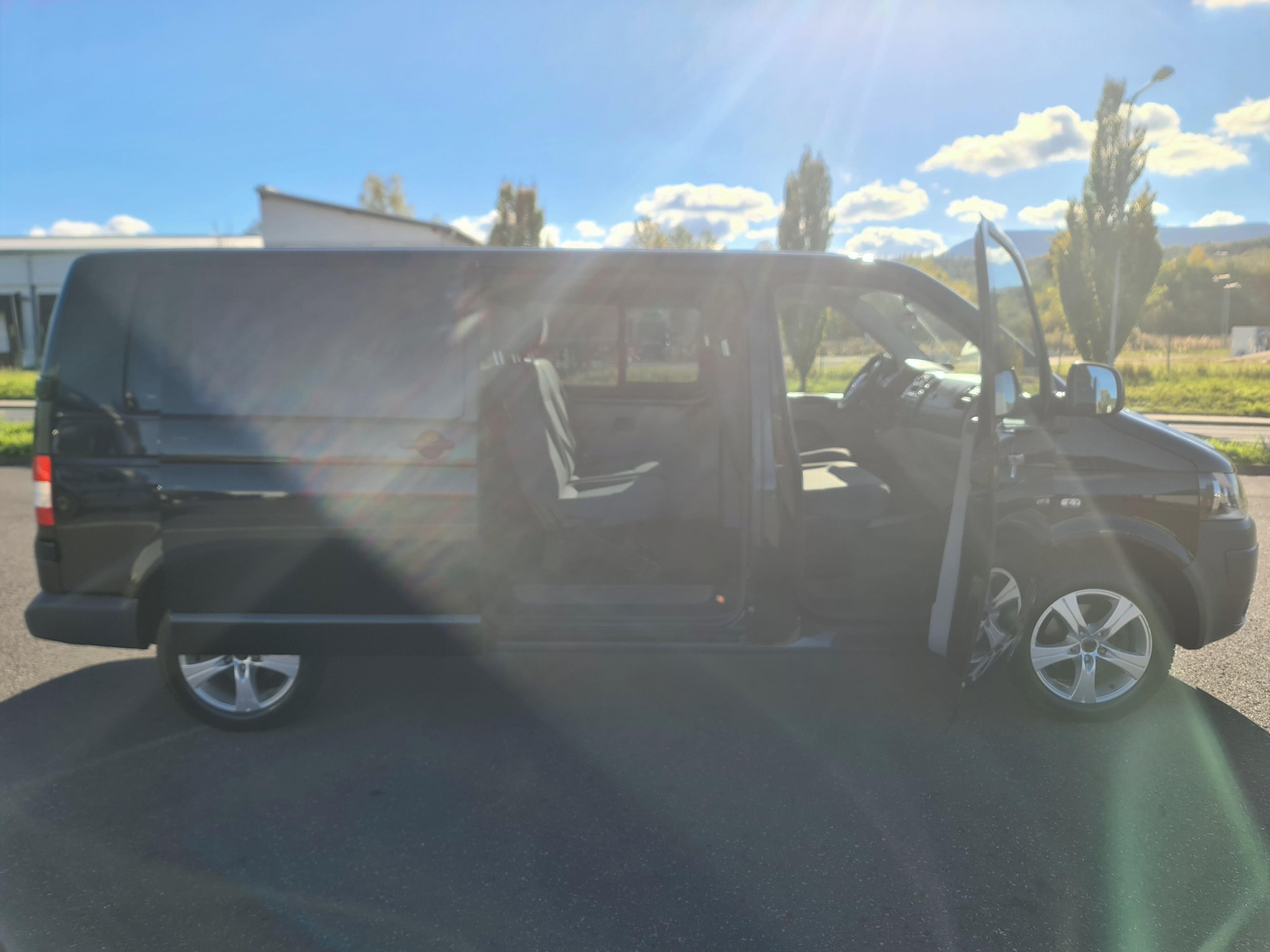 Volkswagen Transporter, T5 2.0 TDi LONG 103-KW KLIMA