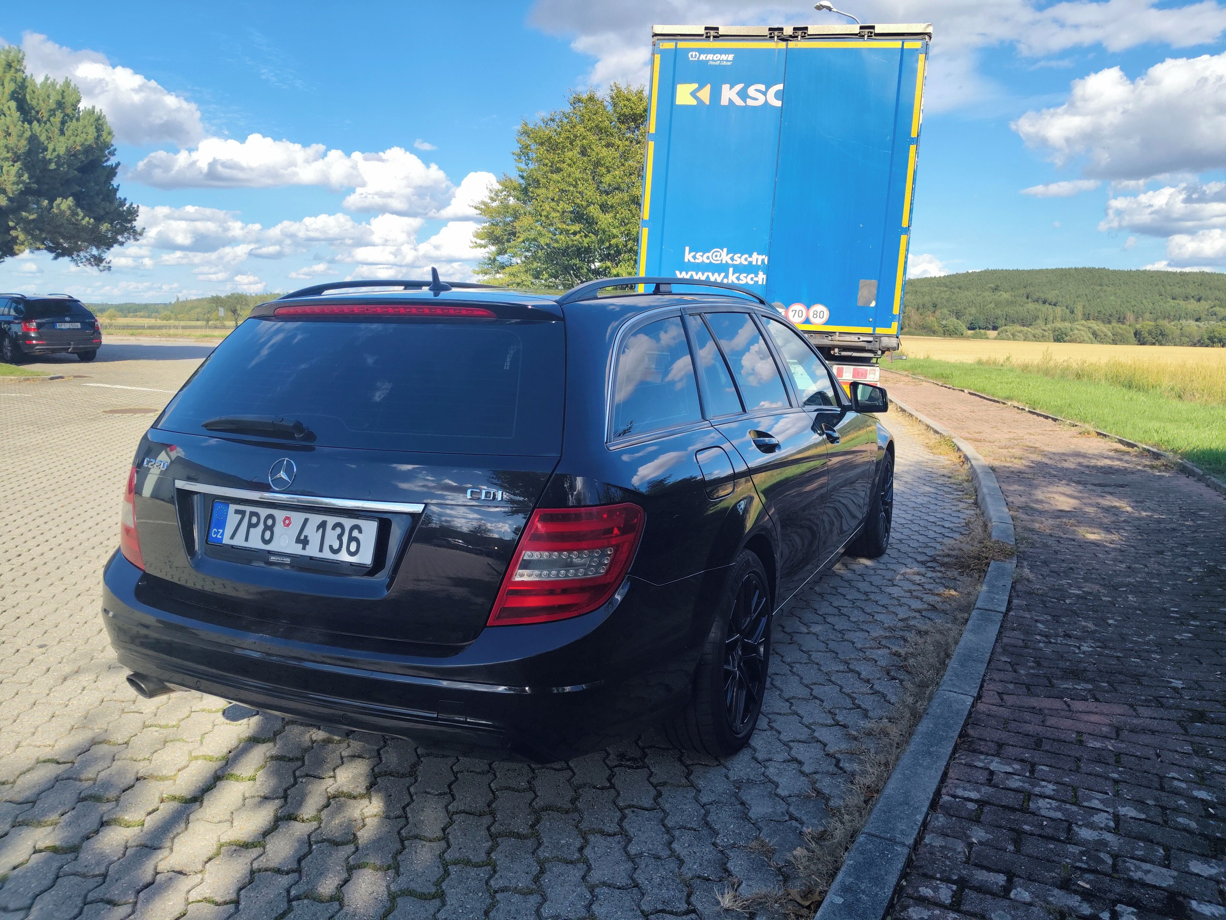 Mercedes-Benz Třídy C - fotka 4