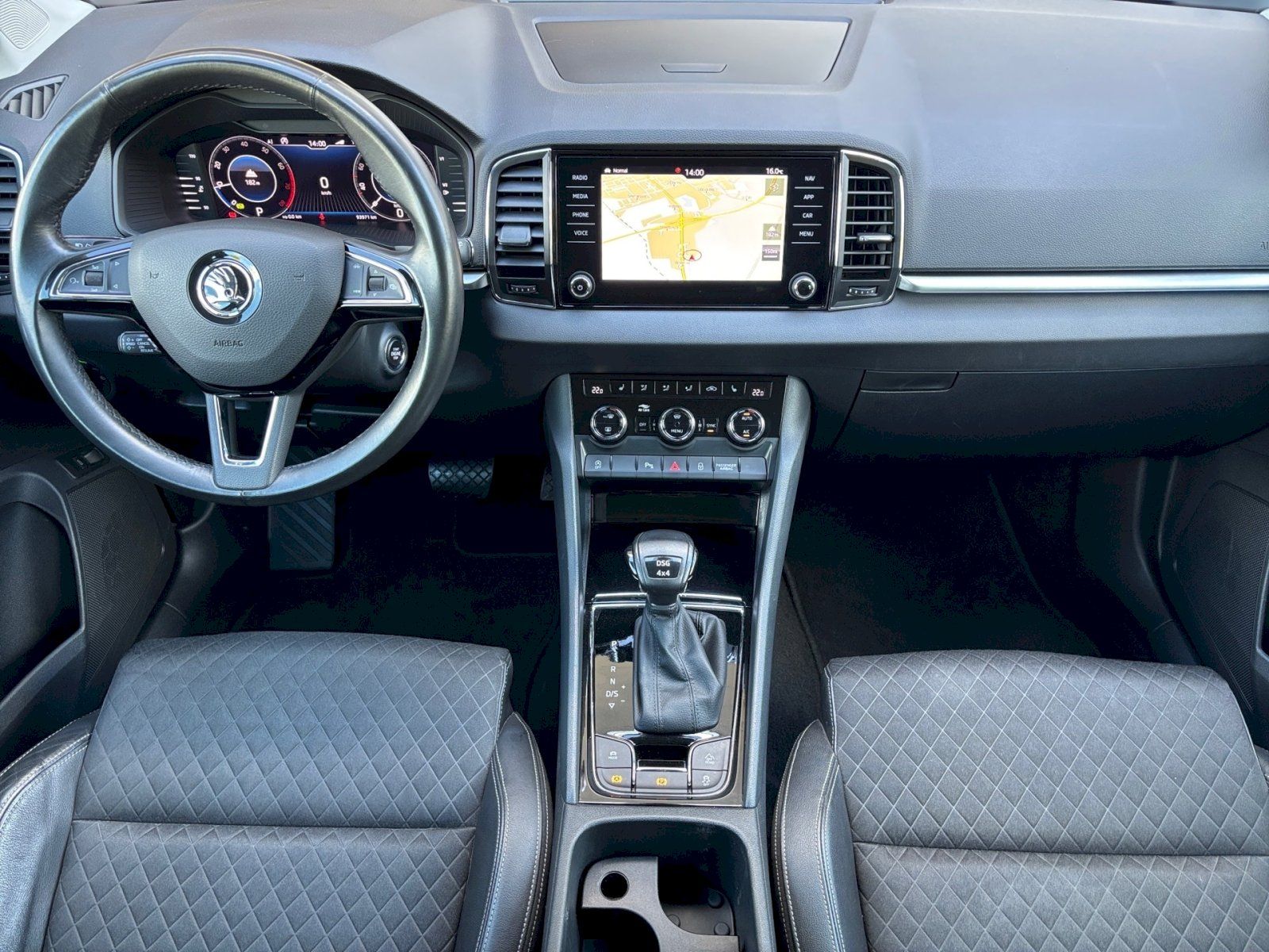 Škoda Karoq, 1.5 TSI / 110 kW Style 4x4 DSG - fotka 6