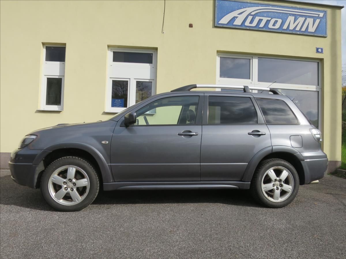 Mitsubishi Outlander, 2,0  Turbo - fotka 2