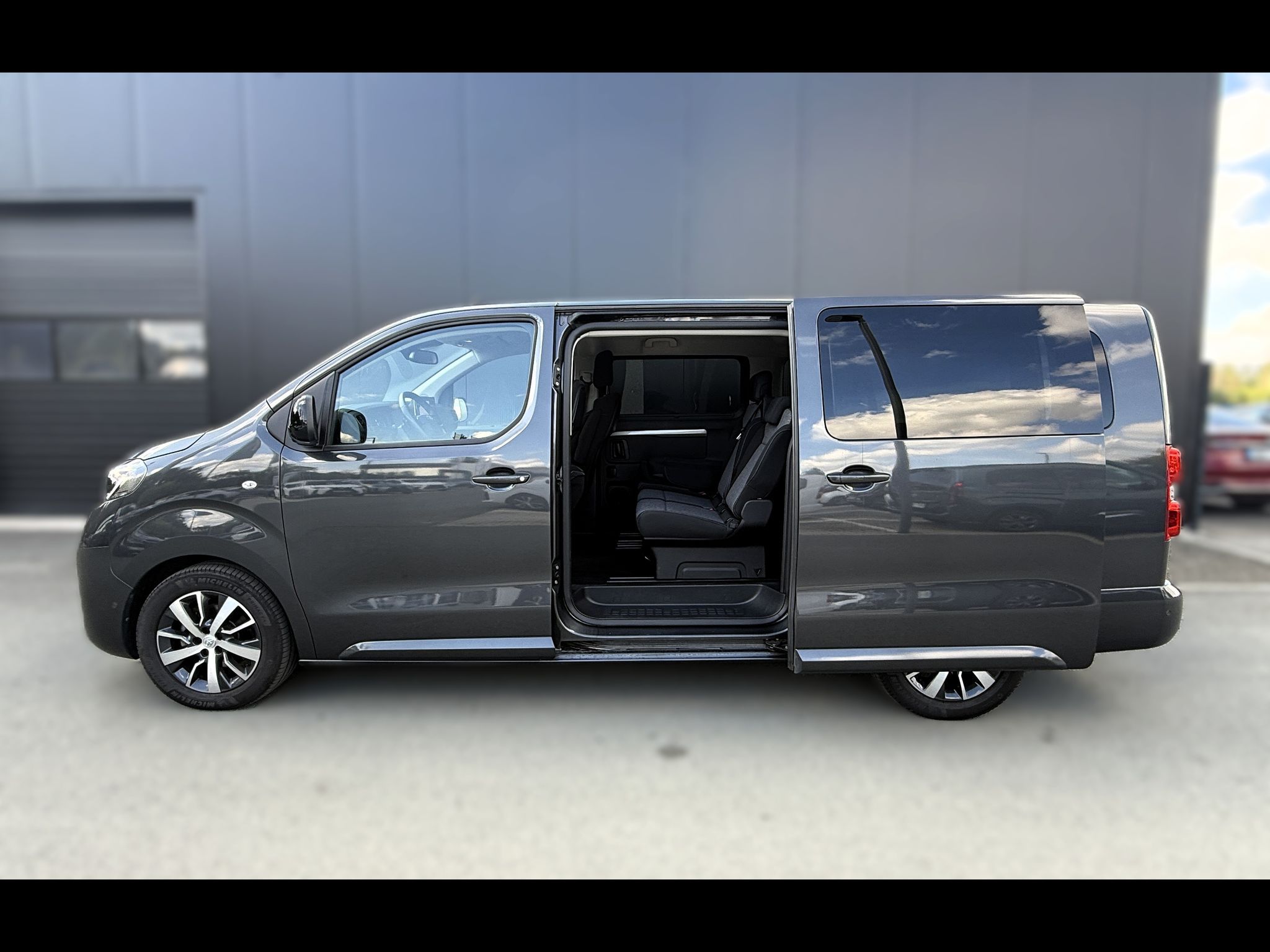 Toyota Proace, Family 8S - fotka 3