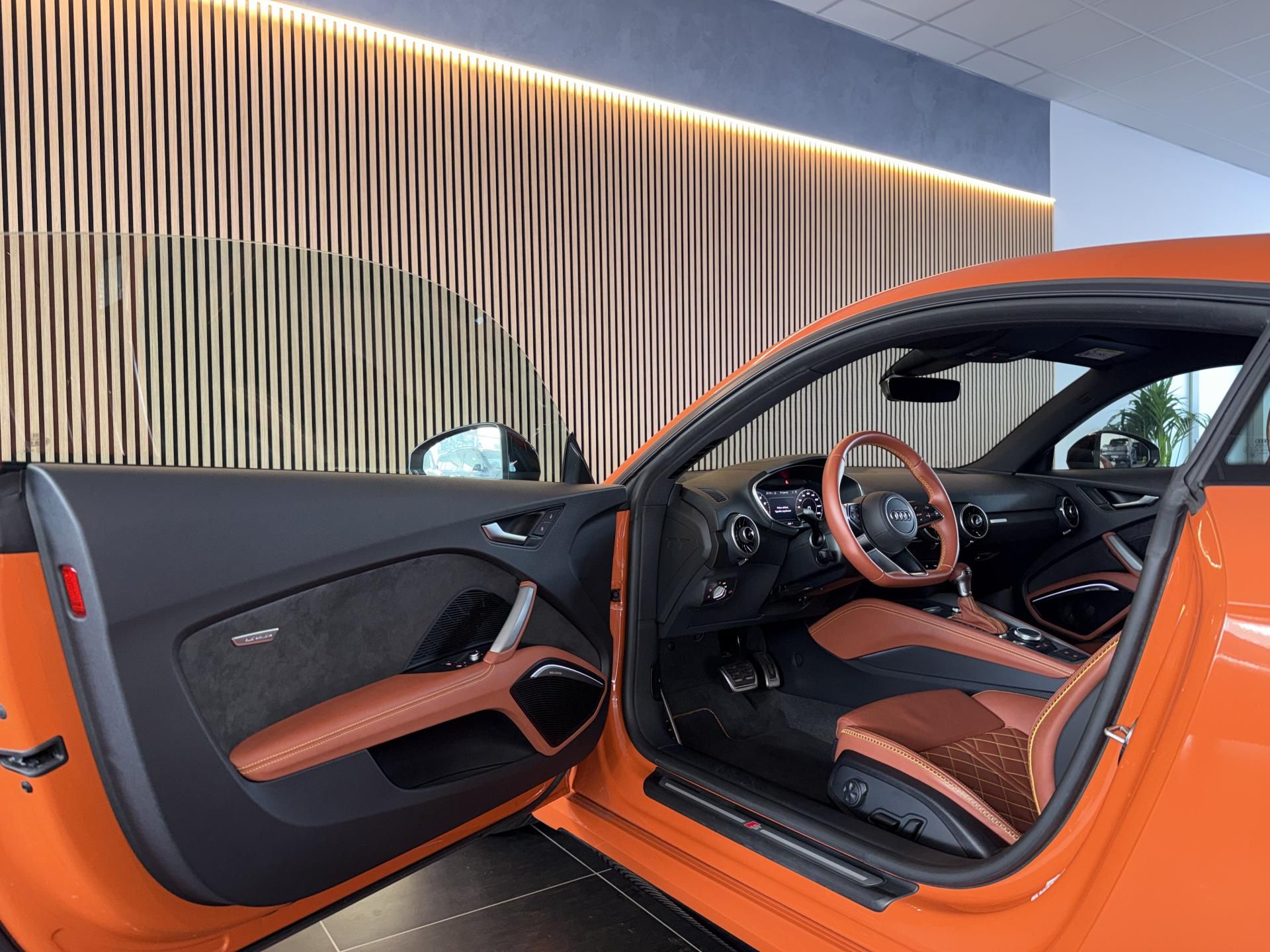 Audi TT, 45 TFSI Coupé Exclusive B&O CZ - fotka 6