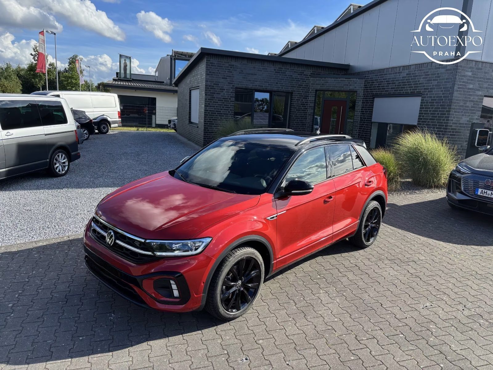Volkswagen T-Roc, R-Line*Matrix*Kamera*Tažné - fotka 3