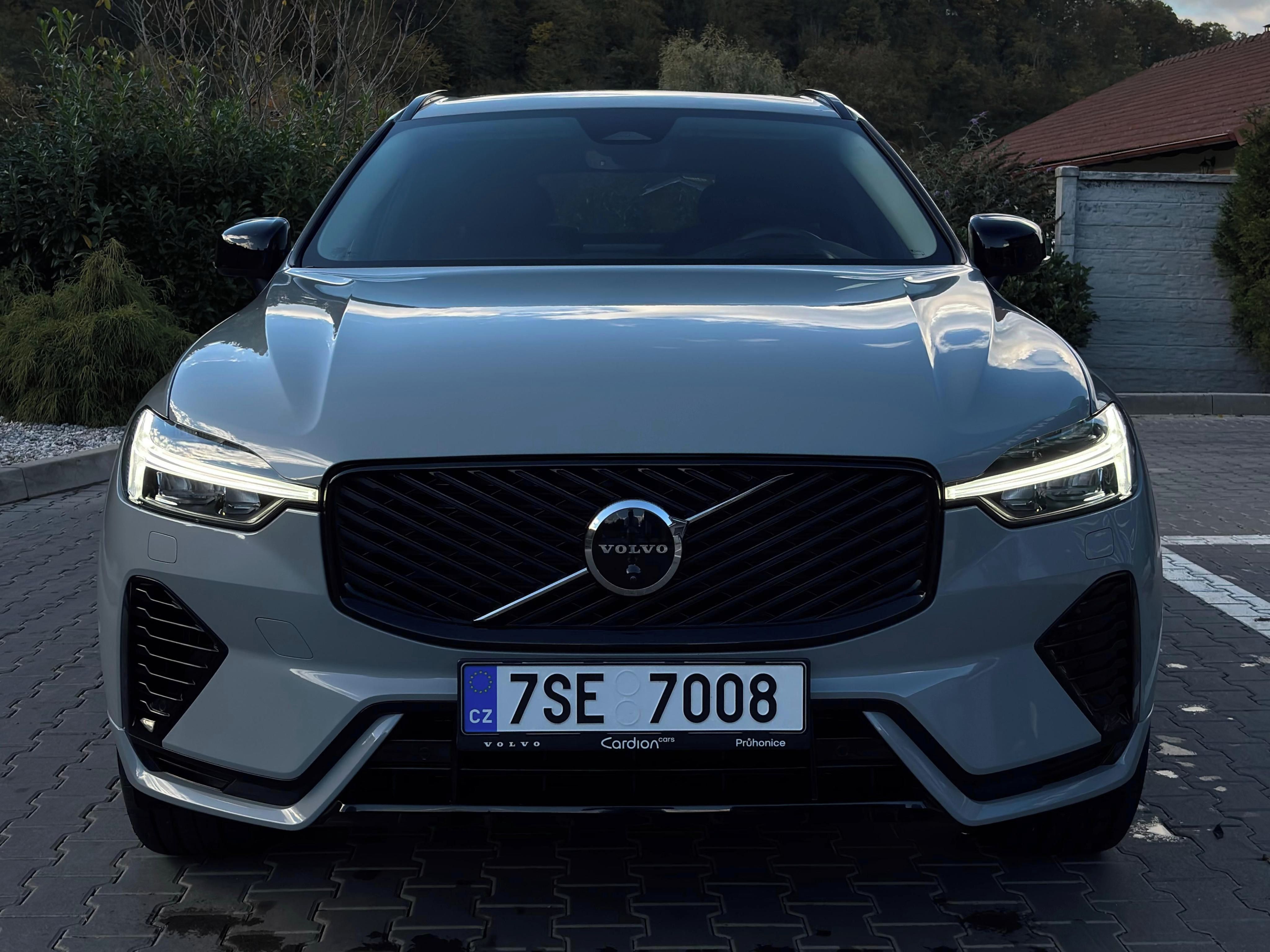 Volvo XC60, Volvo XC60 T6 AWD PlugIn Ultra - fotka 2