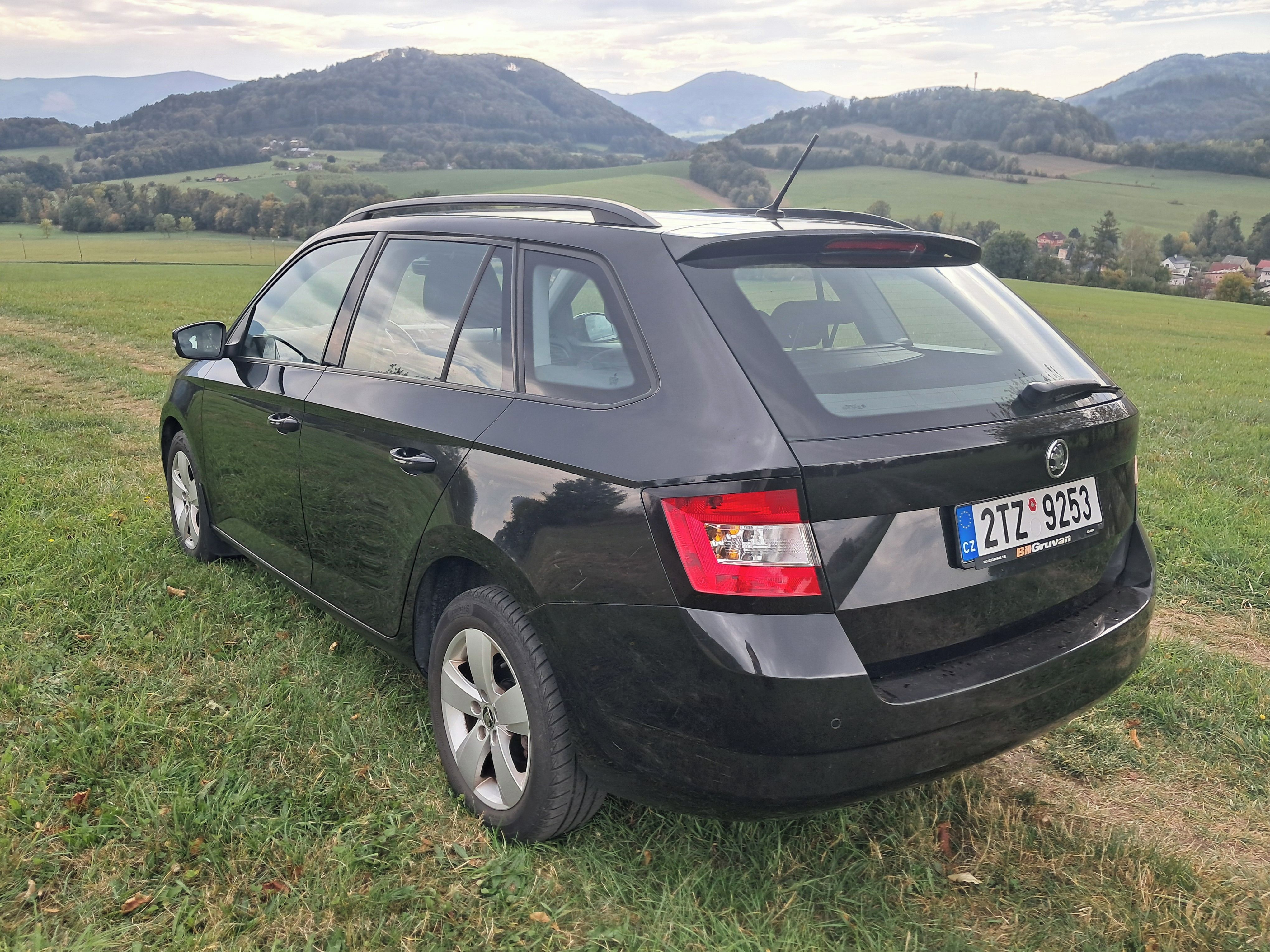 Škoda Fabia, 1.4TDI(77kW)style,kombi,8/2028 - fotka 5
