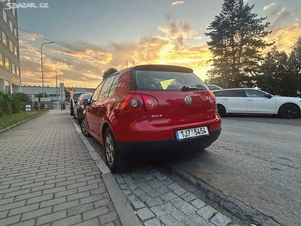 Volkswagen Golf, 1.9TDI,77 kW,NOVÁ STK - fotka 4