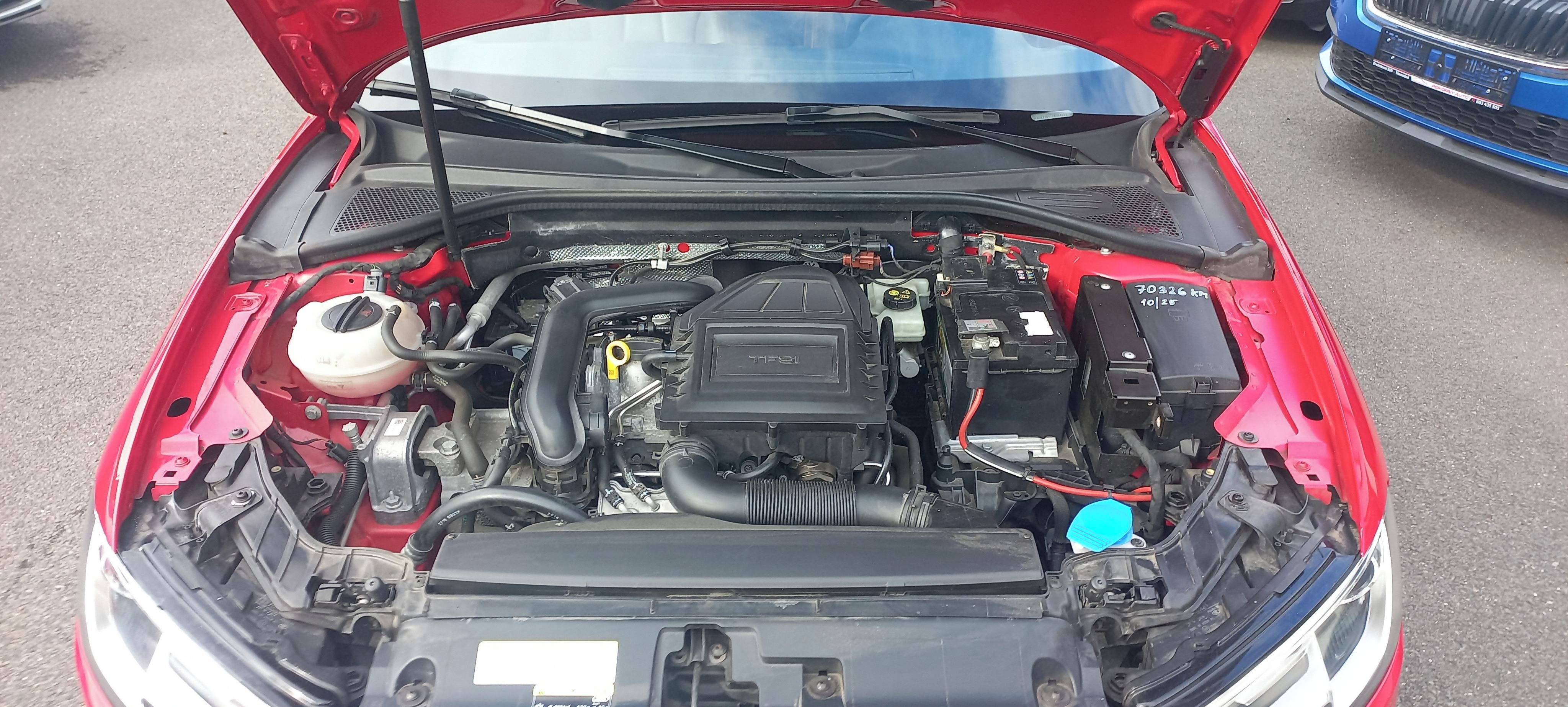 Audi A3, 1.0 TFSI 85KW, NAVIGACE , KŮŽE - fotka 6