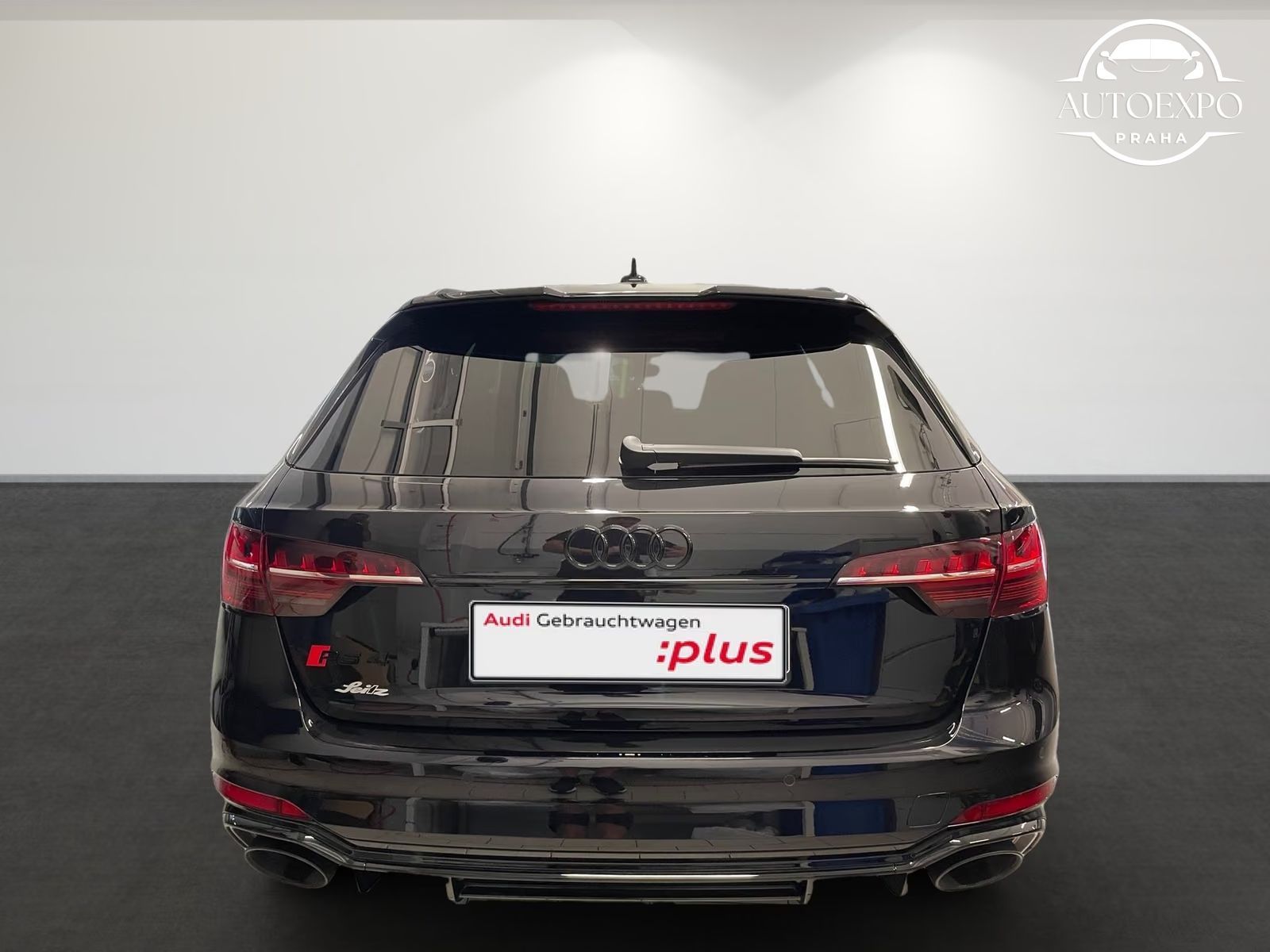 Audi RS4, RS 4 Avant 2.9 TFSI quattro * - fotka 6