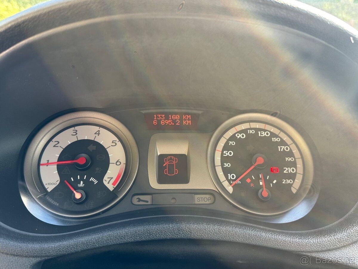 Renault Clio - fotka 4