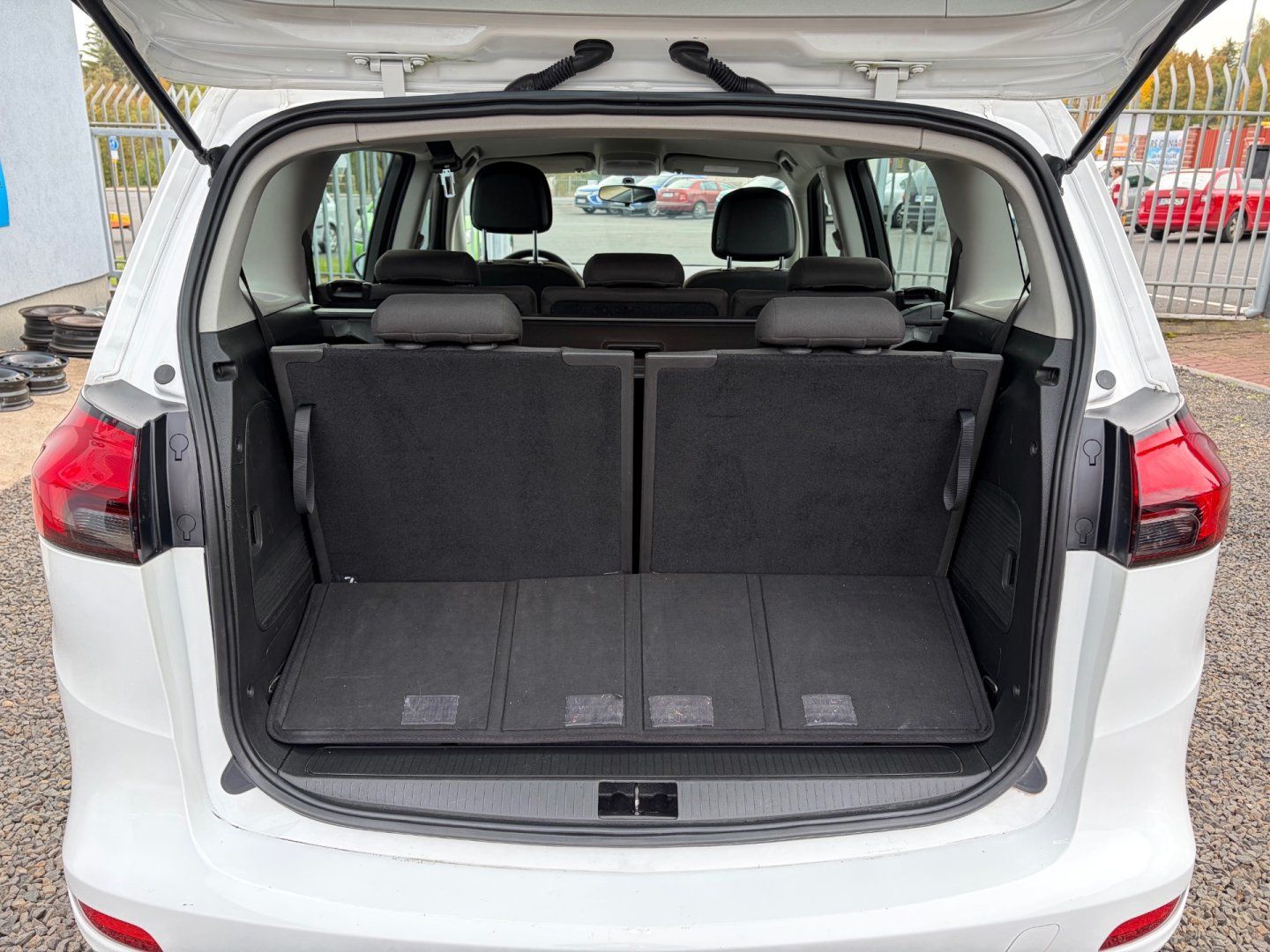 Opel Zafira, 1,4 7MÍST,SERVISKA - fotka 5