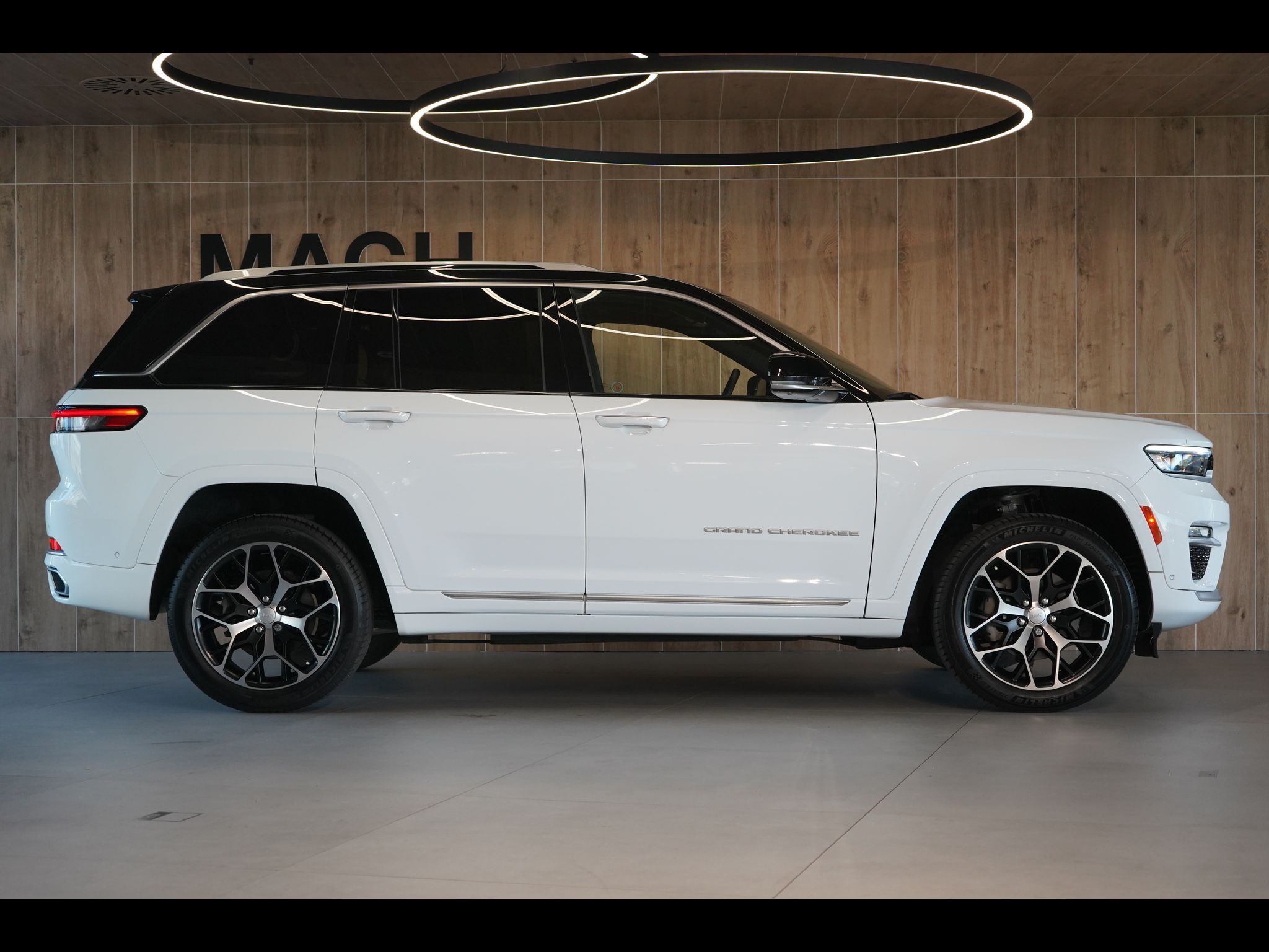 Jeep Grand Cherokee - fotka 6