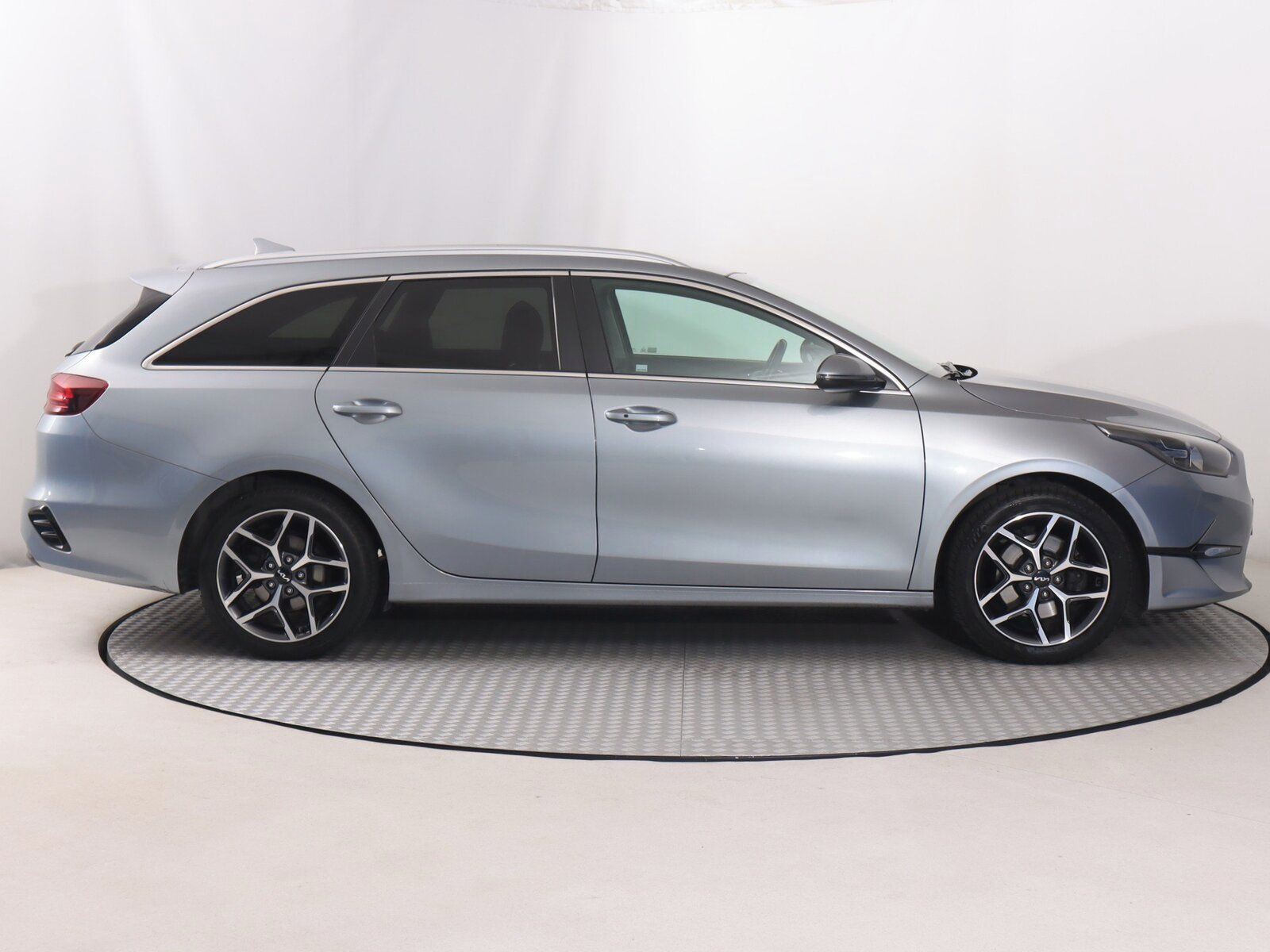 Kia Cee´d, 1.5 T-GDI, Automat, Serv.kniha - fotka 6