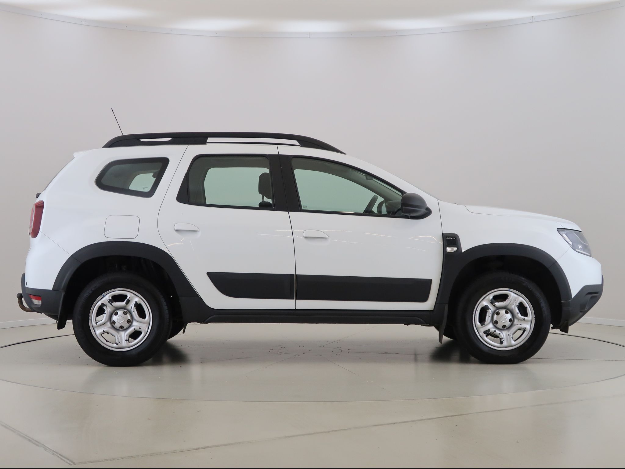 Dacia Duster, 1.5dCi,84KW,Manuál,4X4,CZ,1Maj - fotka 4
