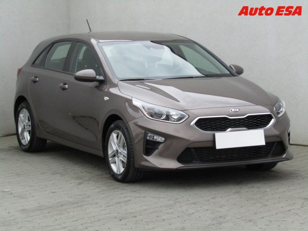 Kia Cee´d, 1.4 i,1.maj,ČR