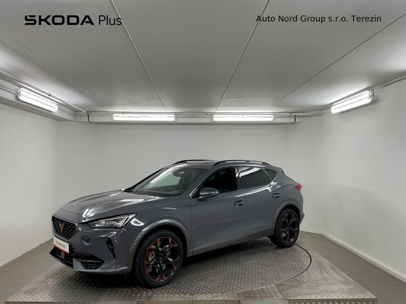 Cupra Formentor, VZ 228kW BREMBO STŘEŠNÍ OKNO