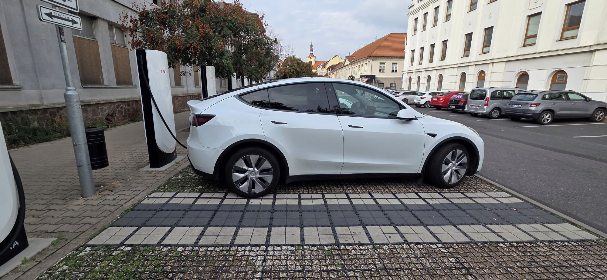 Tesla Model Y, Long Range 4x4, AWD Berlin