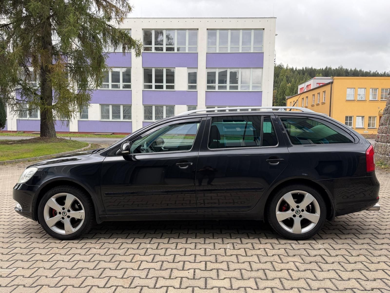 Škoda Octavia, 1,6 TDi 77 kW / servis - fotka 2