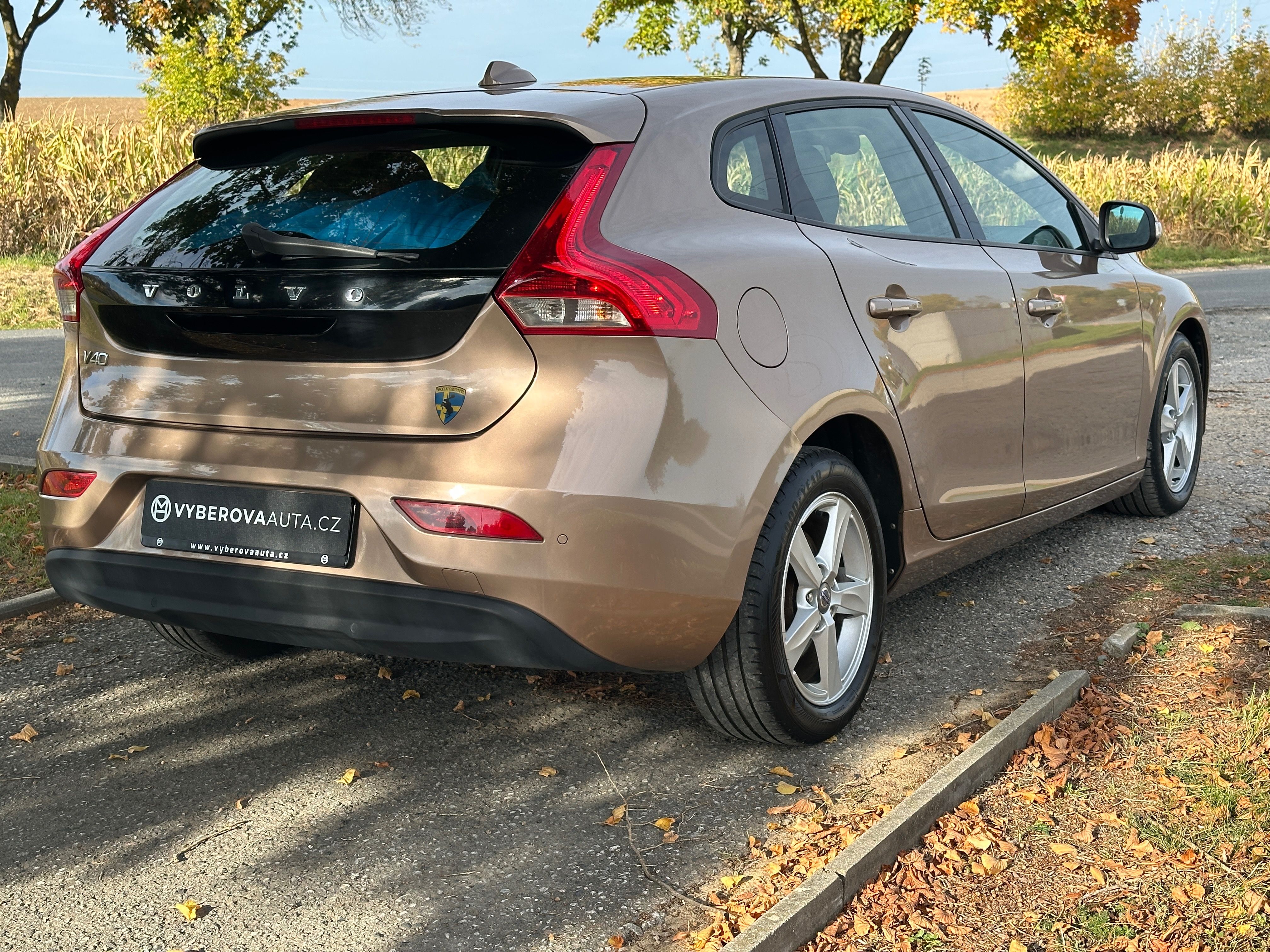 Volvo V40, 1.6D2 84kW/Manuál/Xenon/Senzor - fotka 4