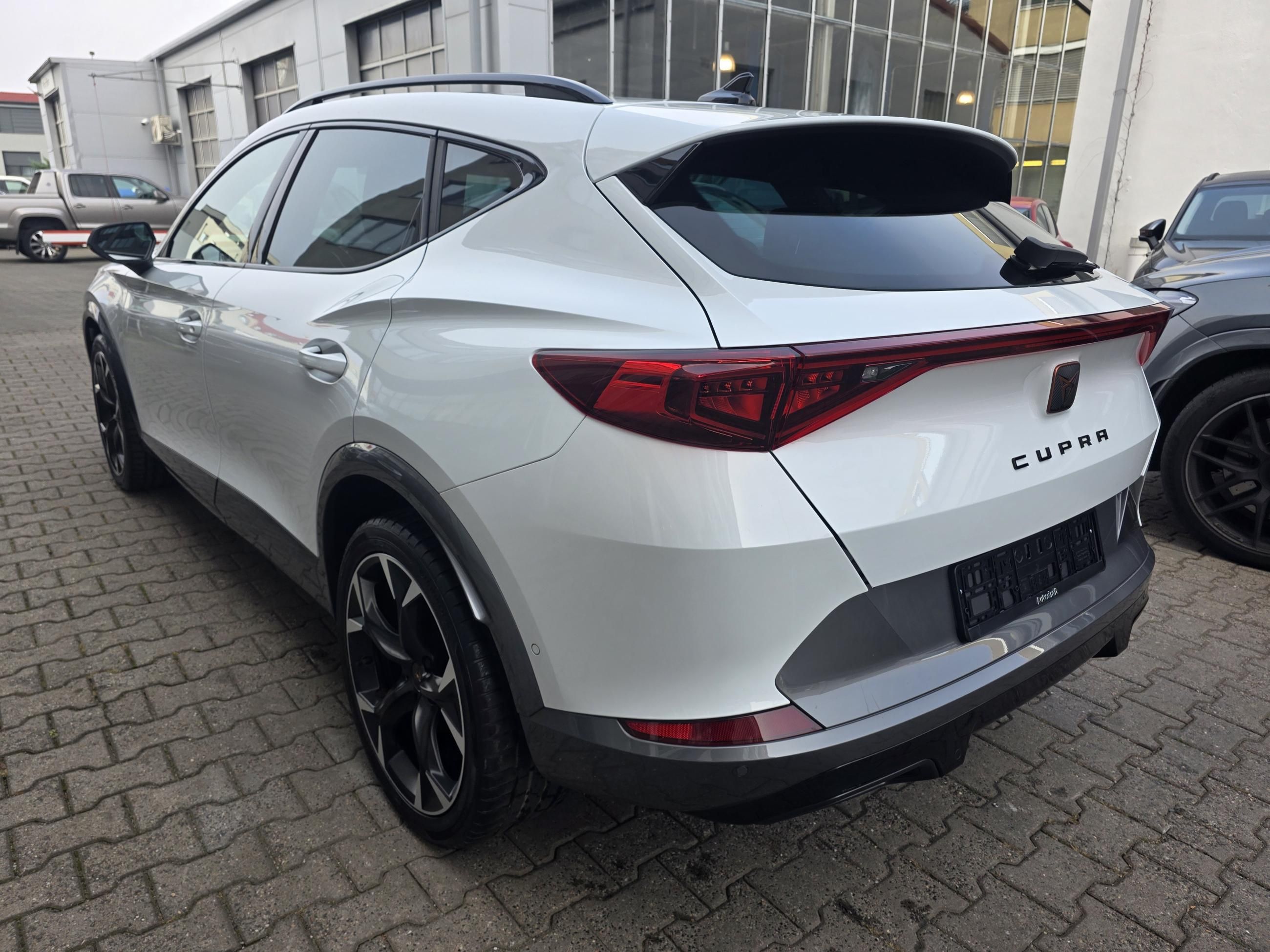 Cupra Formentor, 1.5 TSI 110kW DSG / Tažné - fotka 4