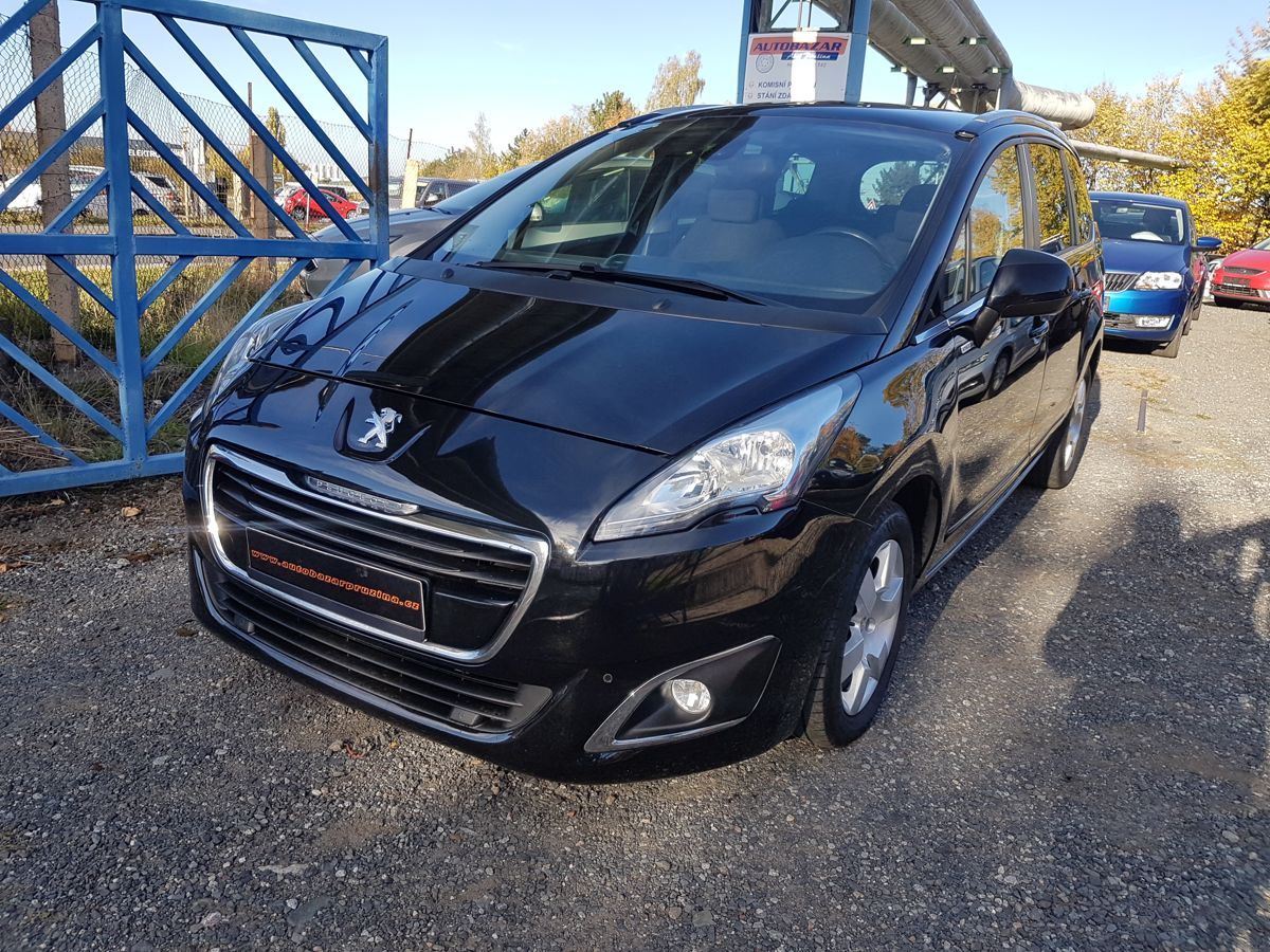 Peugeot 5008, 1.6HDi 88KW NAVI PANORAMA - fotka 3