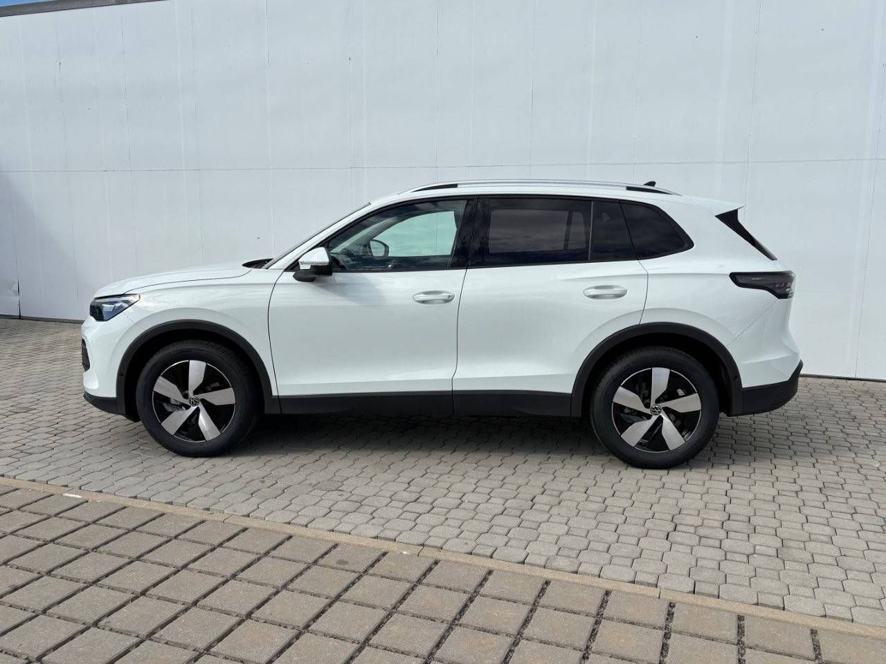 Volkswagen Tiguan, People 7DSG mHEV 1,5eTSI - fotka 3