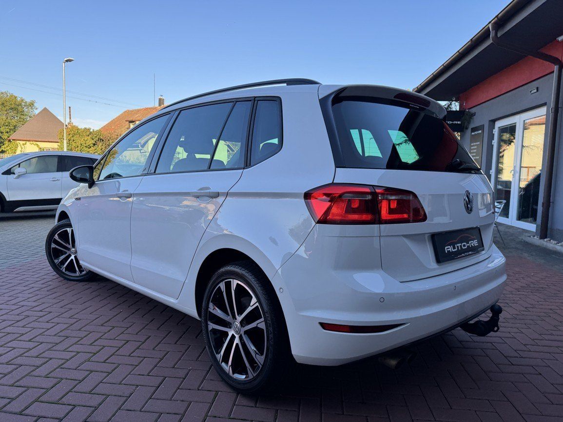 Volkswagen Golf Sportsvan, 1.4TSi DSG Xenony Navi Tažné Z - fotka 3