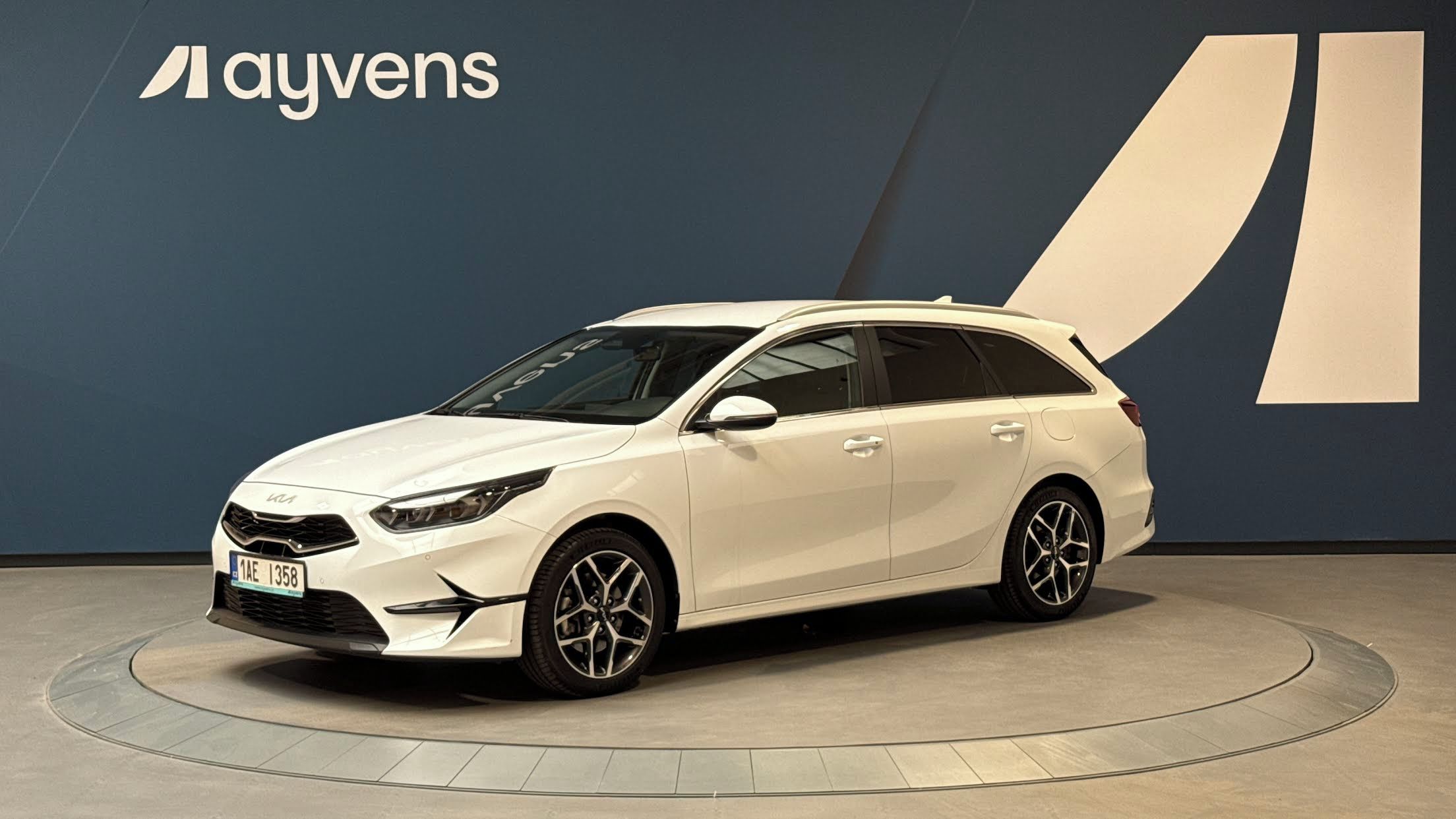 Kia Cee´d, 1.5 T-GDI 103kW Top SW DCT - fotka 4