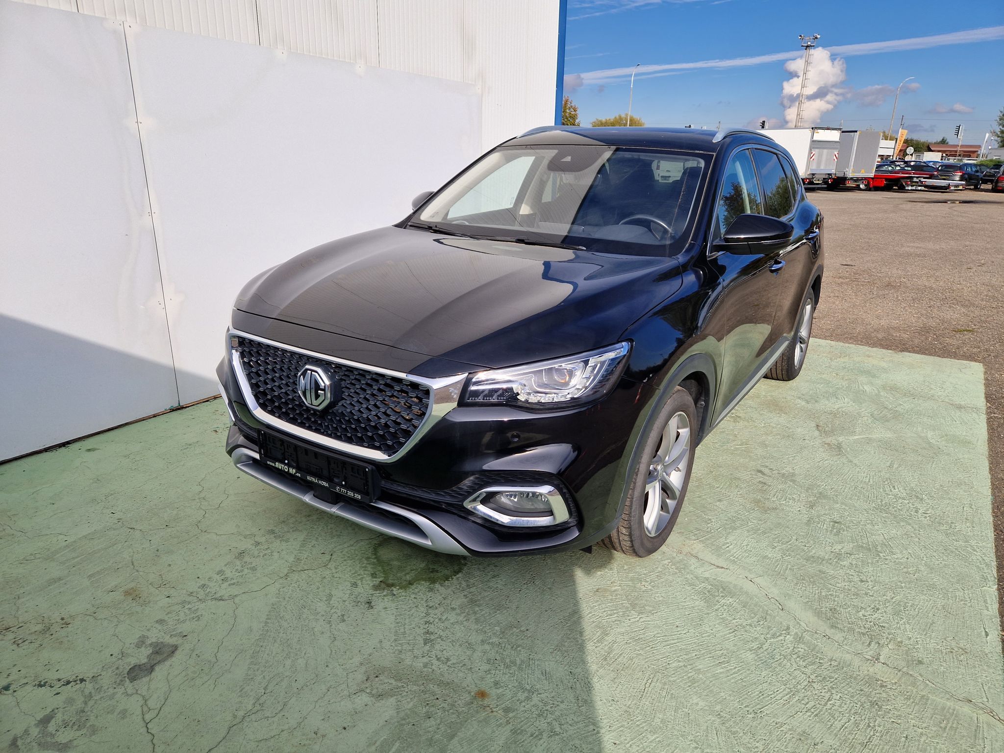 MG HS, Luxury  1.5 - fotka 2