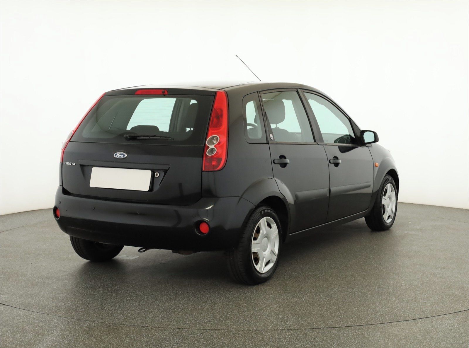 Ford Fiesta, 1.25, Ghia, Parkovací asistent - fotka 5