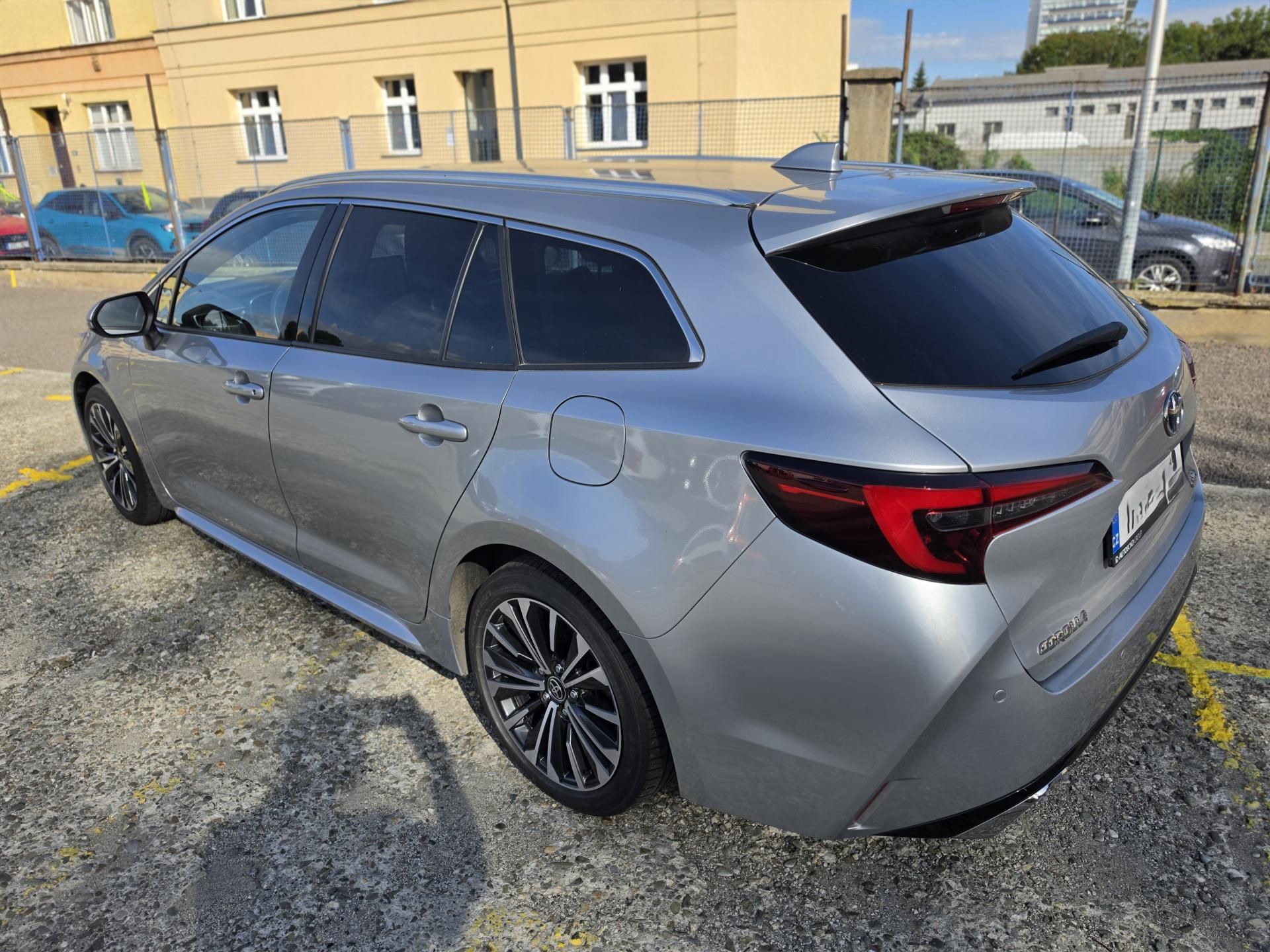 Toyota Corolla, Touring Sport Style 1,8 103kW - fotka 3