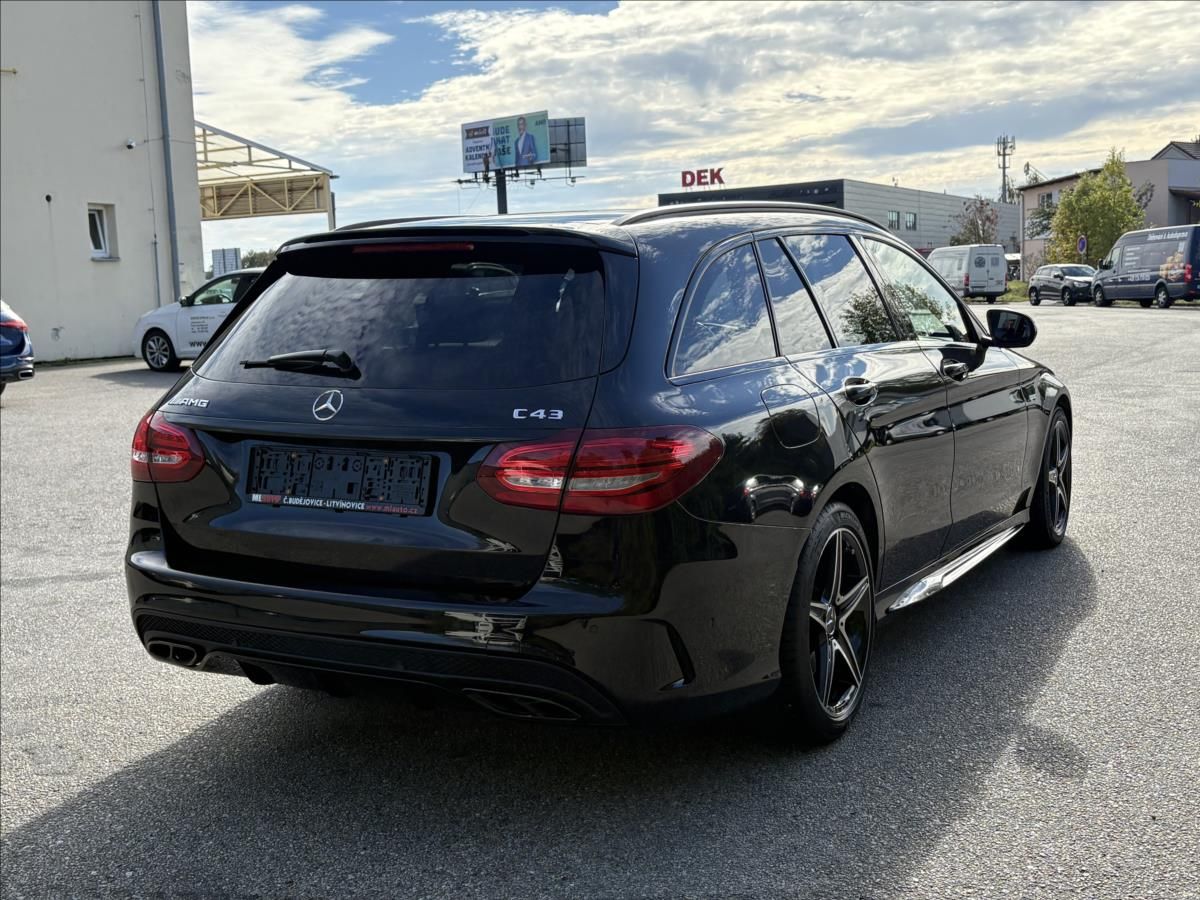 Mercedes-Benz Třídy C, 3,0 43AMG 270kW 4M,Bohatá výba - fotka 2