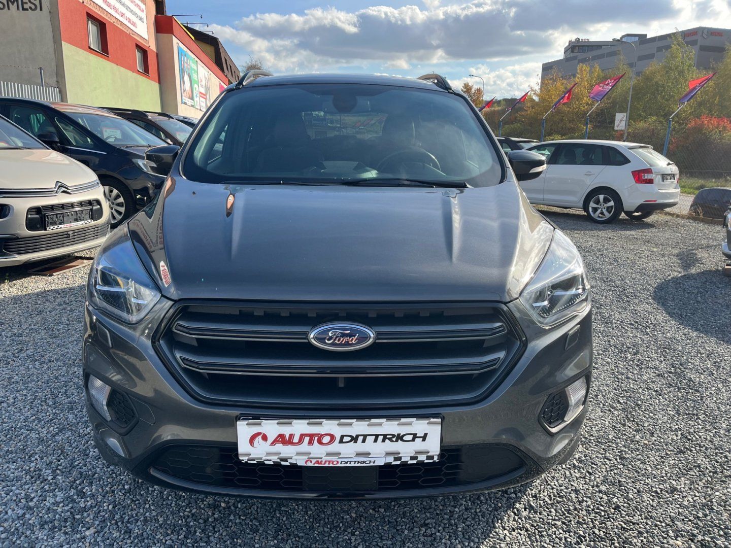 Ford Kuga, 1.5 EB ST- LINE - fotka 3