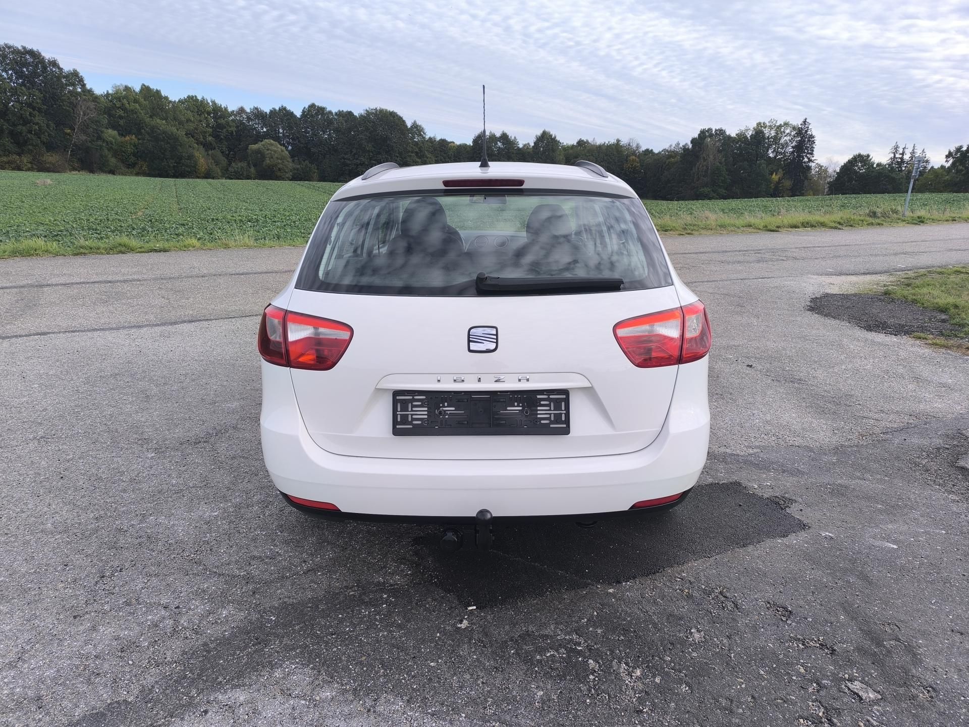 Seat Ibiza, 1.2 DOLOŽENÉ KM, 1.MAJITEL - fotka 6