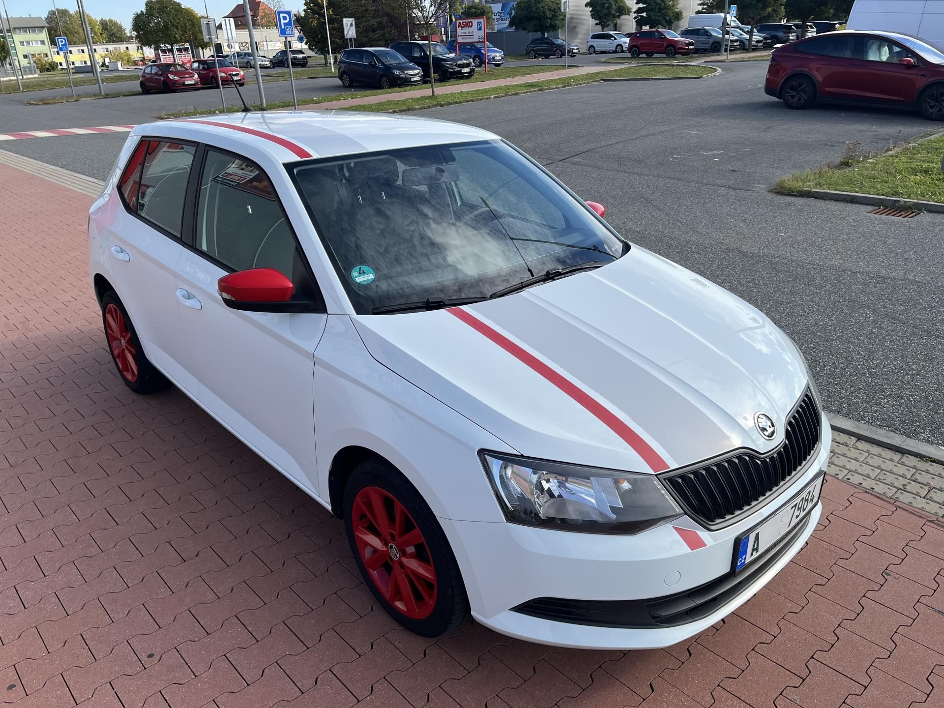 Škoda Fabia, 1.4 TDI Red & Grey 1.Majitel - fotka 5