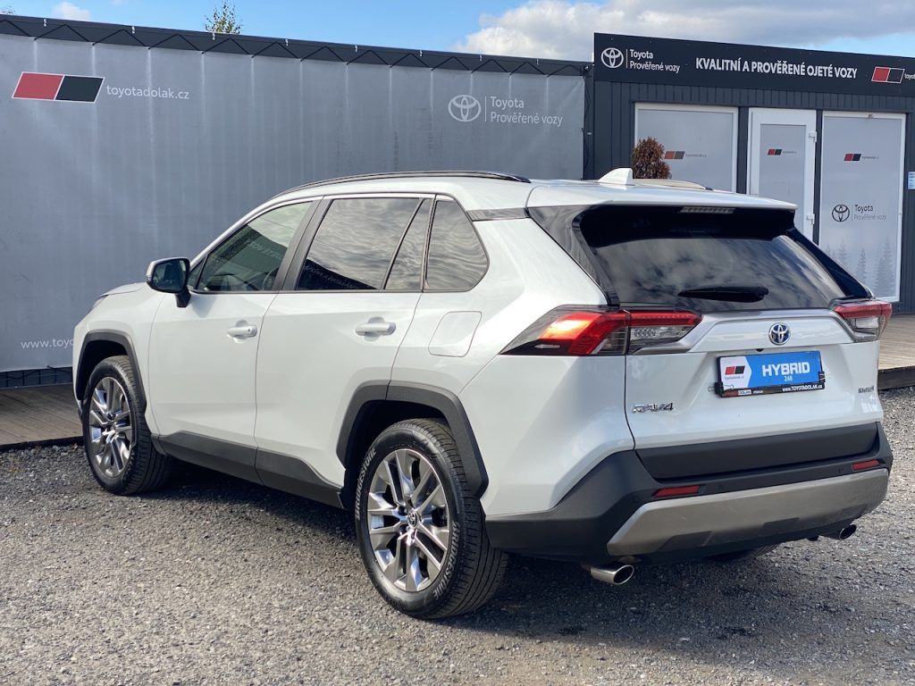 Toyota Rav4, 2.5HEV, ČR, Executive SKY, 4x4 - fotka 5