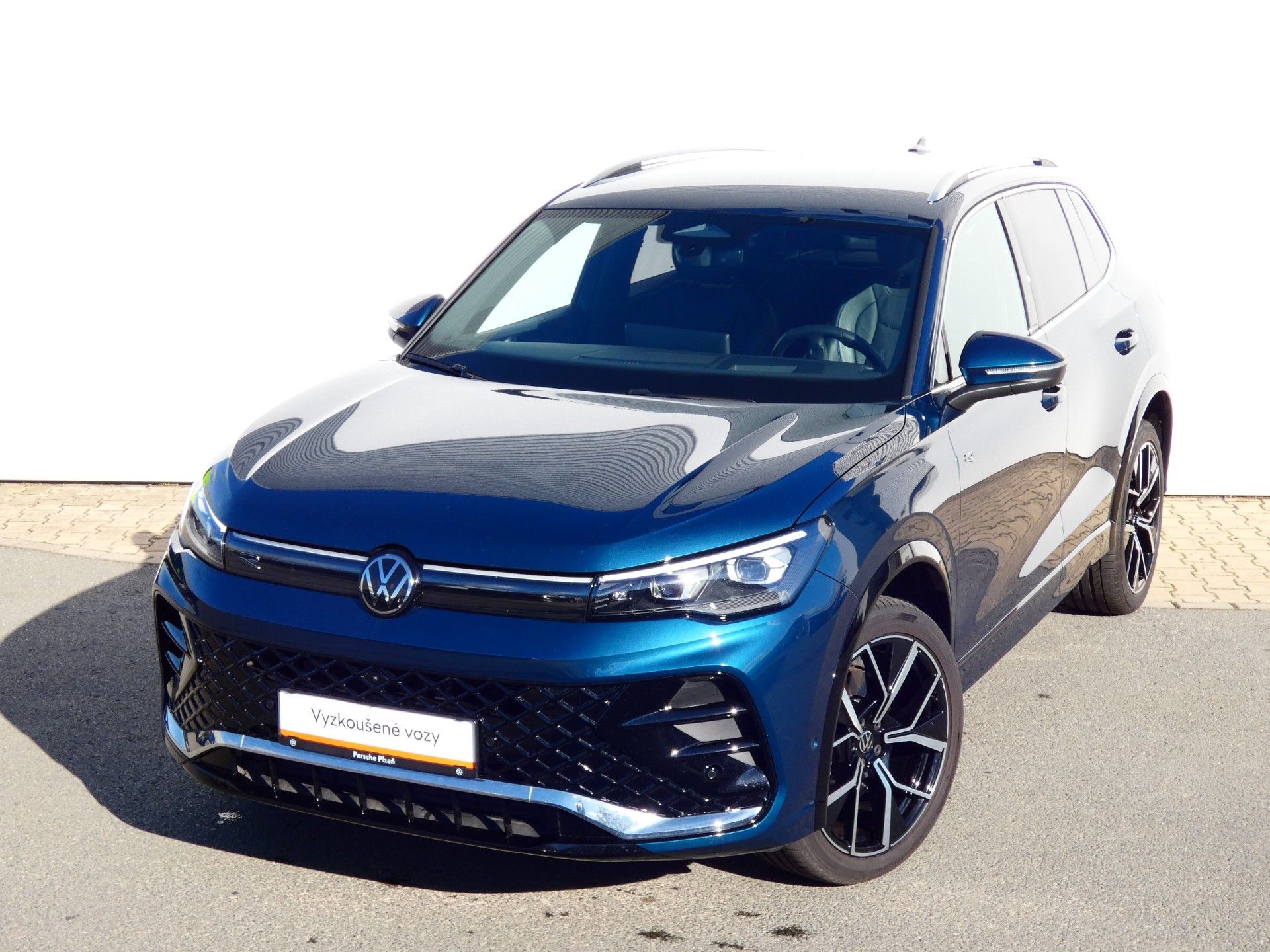 Volkswagen Tiguan, R-Line 2.0 TDI 142KW 4MOTION - fotka 6