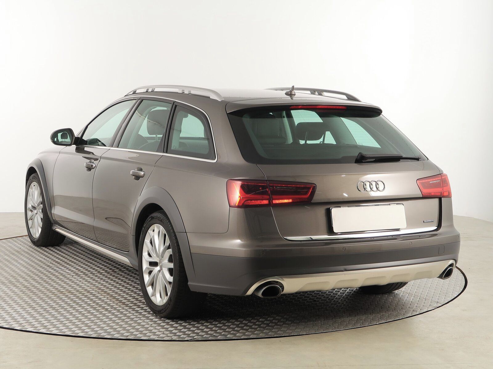 Audi A6 allroad, 3.0 TDI, 4X4, Automat - fotka 4