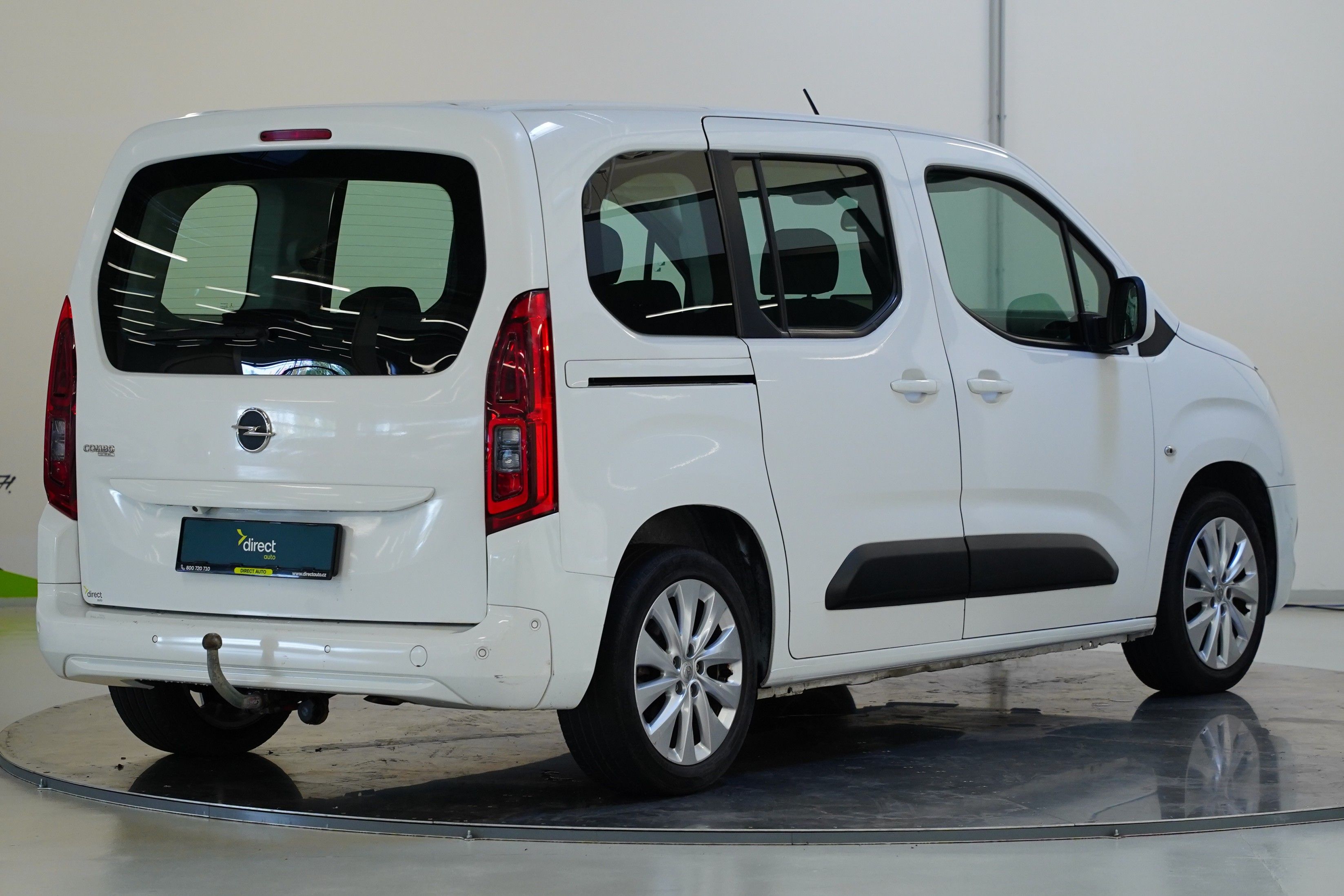 Opel Combo, 1.2 Turbo 81 kW - fotka 2