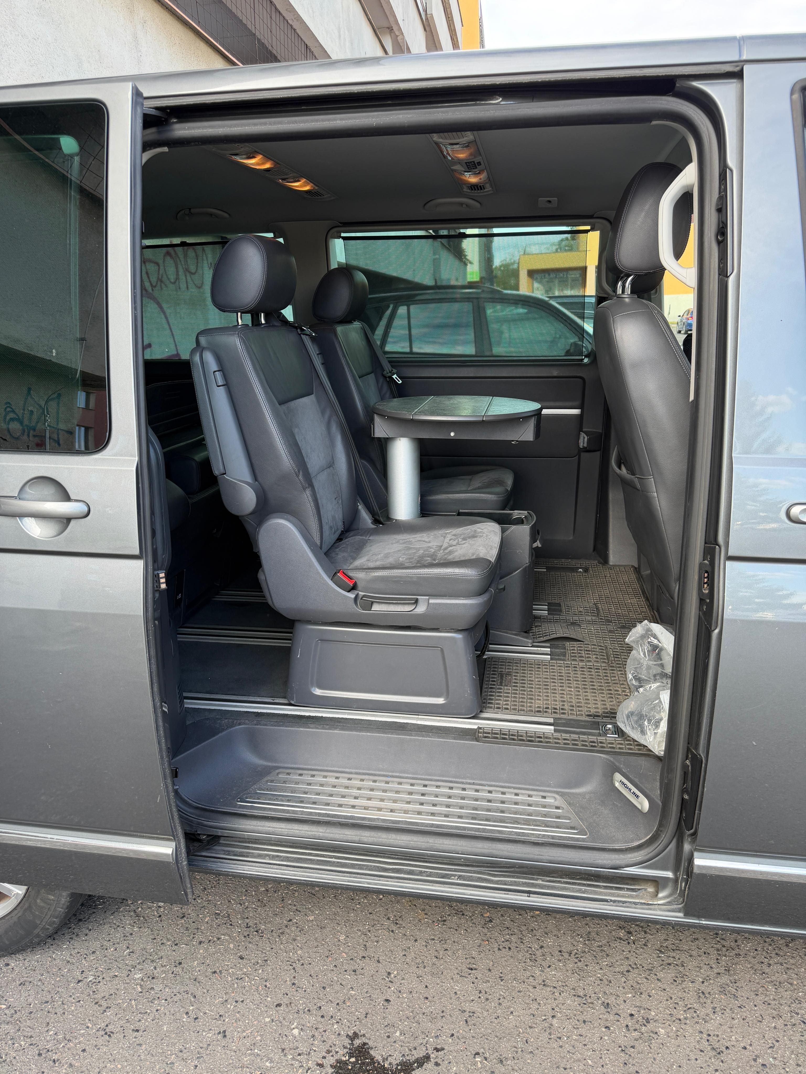 Volkswagen Multivan, 2.0 BiTDI - fotka 6