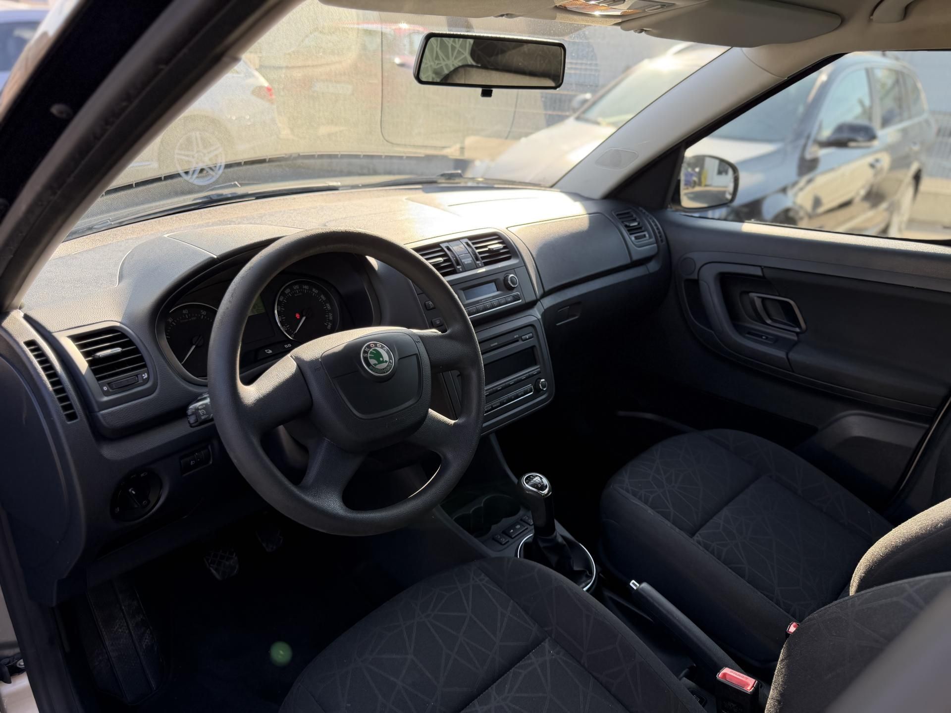 Škoda Roomster, 1.2 Tsi, 63kw, 1. majitel - fotka 6