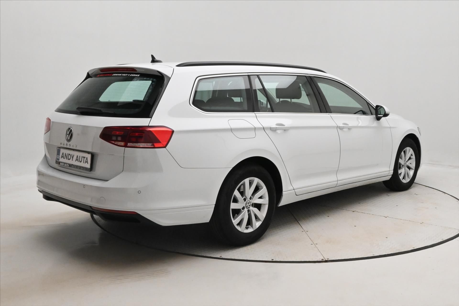 Volkswagen Passat, 2,0 TDI 110 kW DSG Business Zá - fotka 5