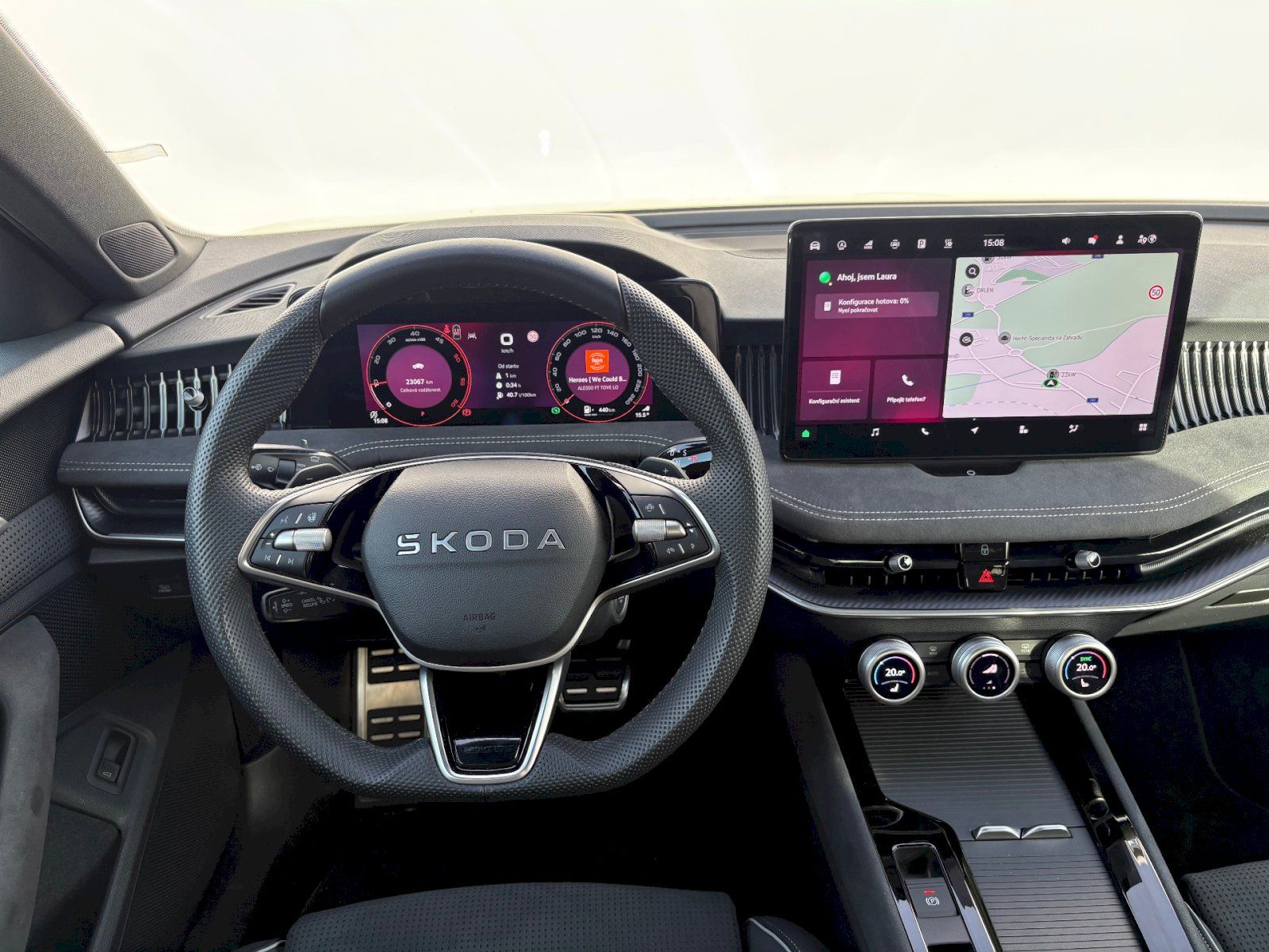 Škoda Superb, SportLine 2.0 TDI / 110 kW DSG - fotka 5