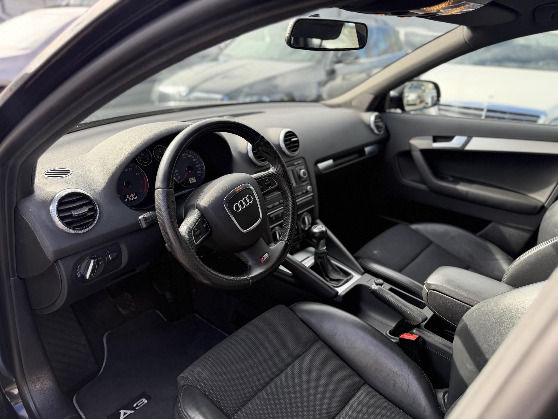 Audi A3, 1.4 Tfsi, 92kw, S-Line - fotka 5