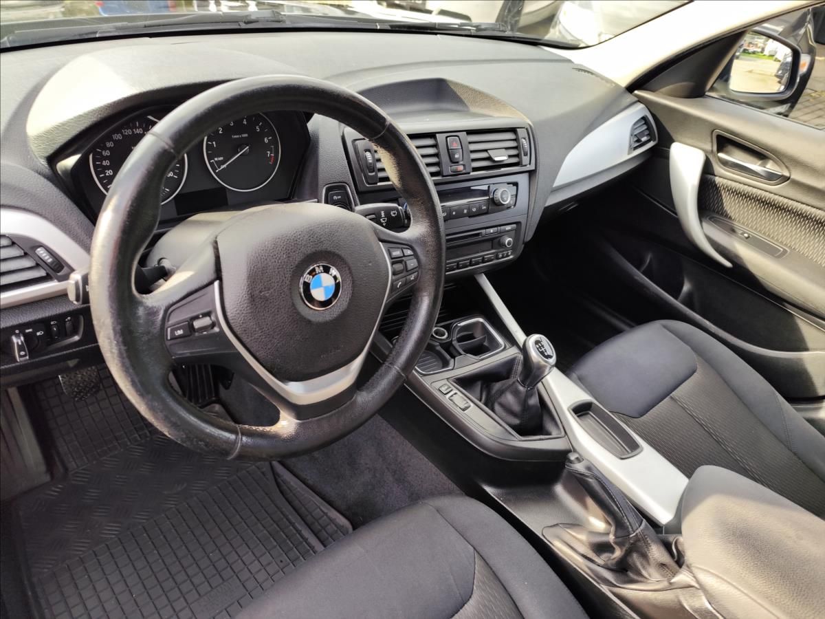 BMW Řada 1, 116i 100KW ČR 2.MAJ ZIMNÍ PNEU - fotka 4