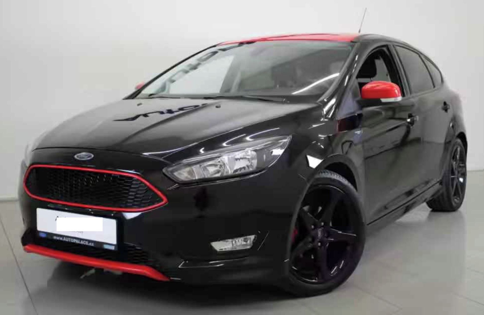 Ford Focus, Red & Black limited edition